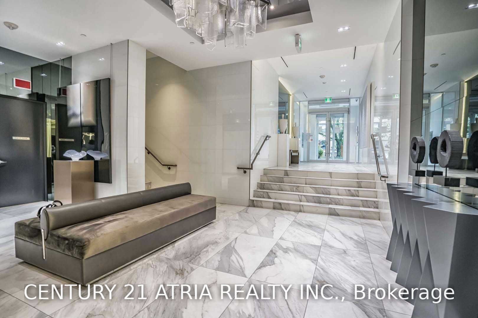 6 Parkwood Avenue 508, Toronto, ON M4V 2A3 photo 4