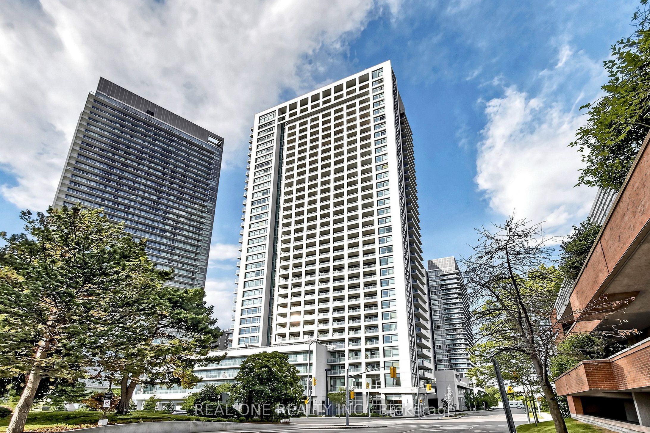 275 Yorkland Road 2504, Toronto, ON M2J 0B4