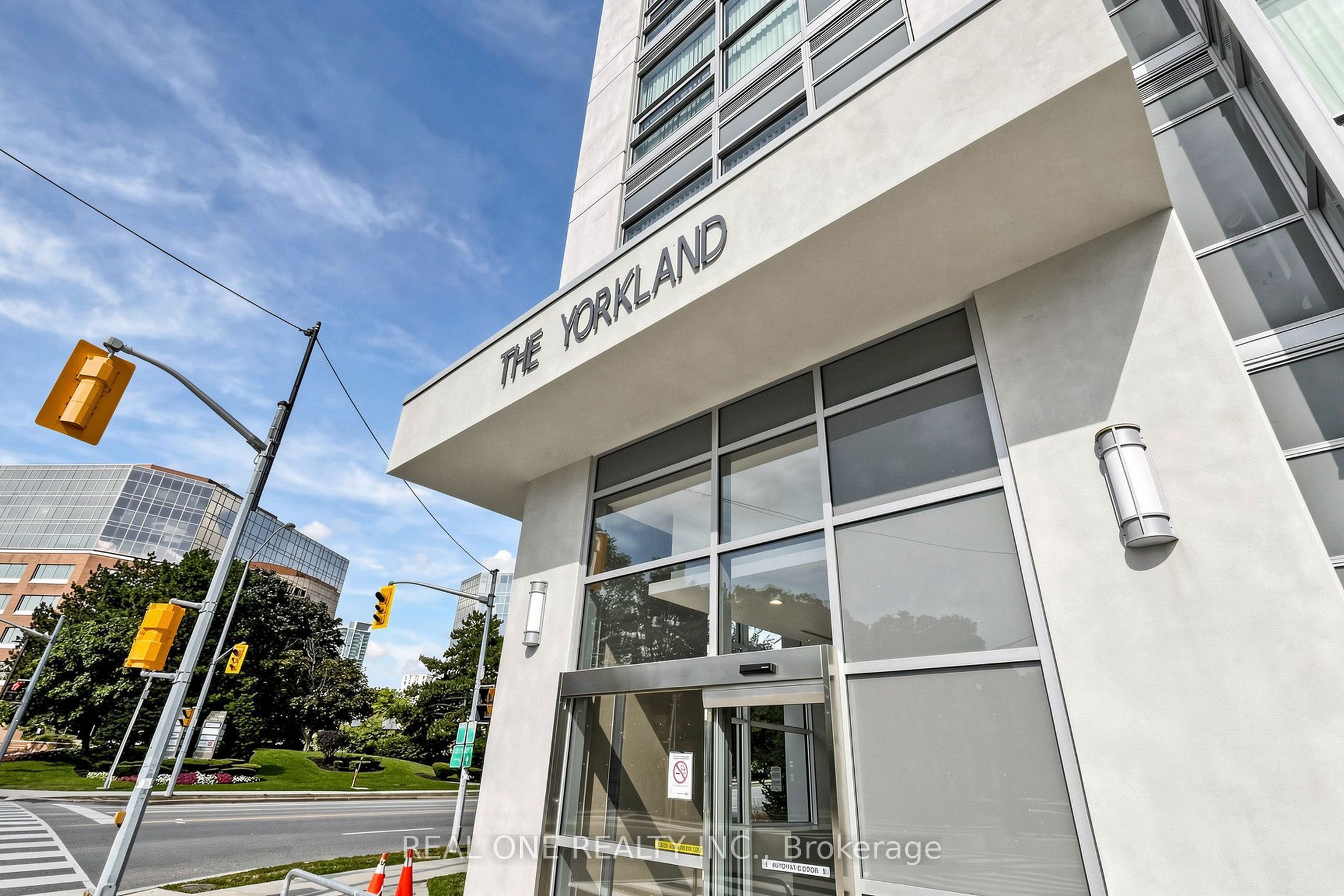 275 Yorkland Road 2504, Toronto, ON M2J 0B4 photo 3