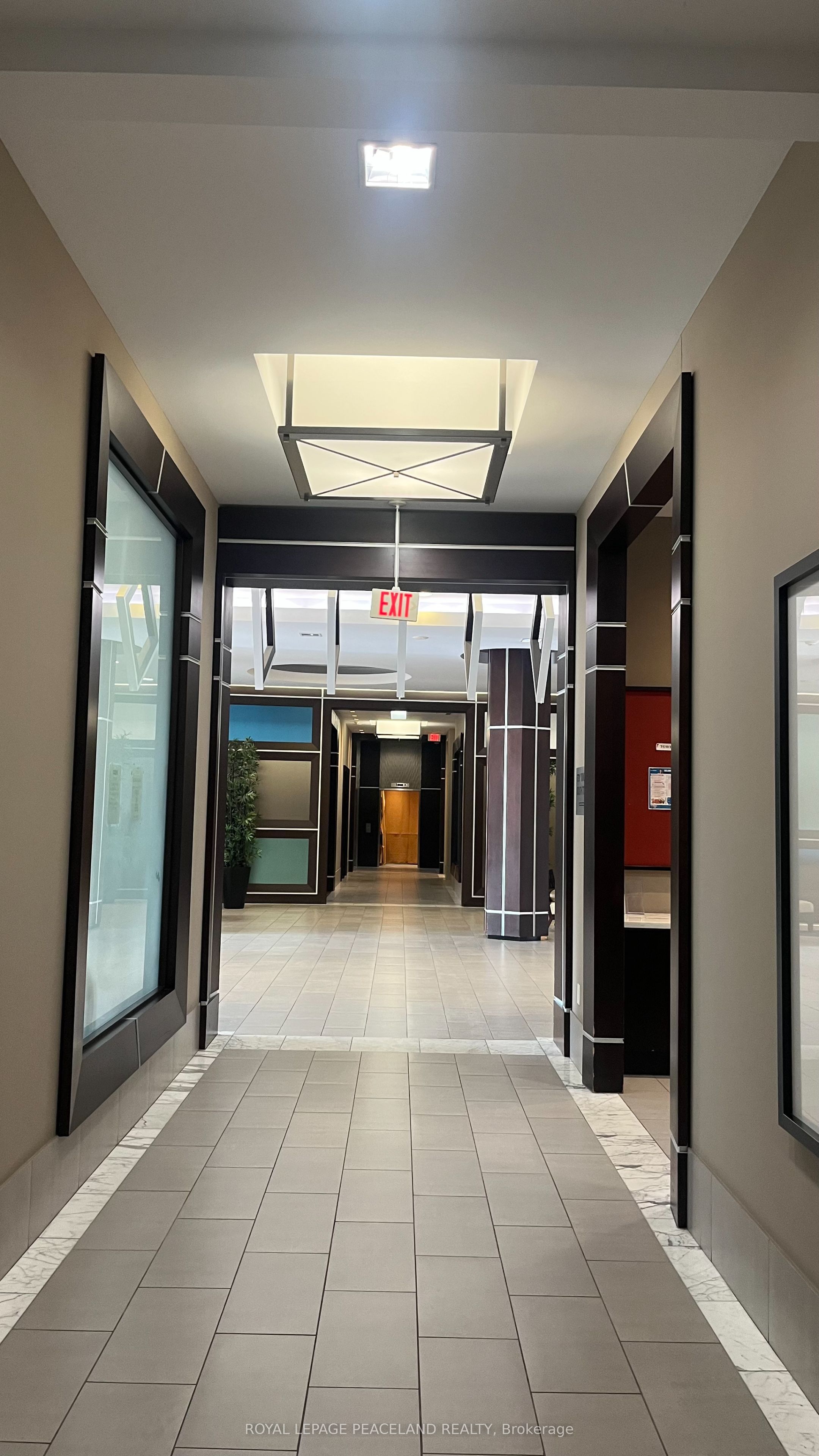 5791 Yonge Street 1801, Toronto, ON M2M 0A8 photo 3