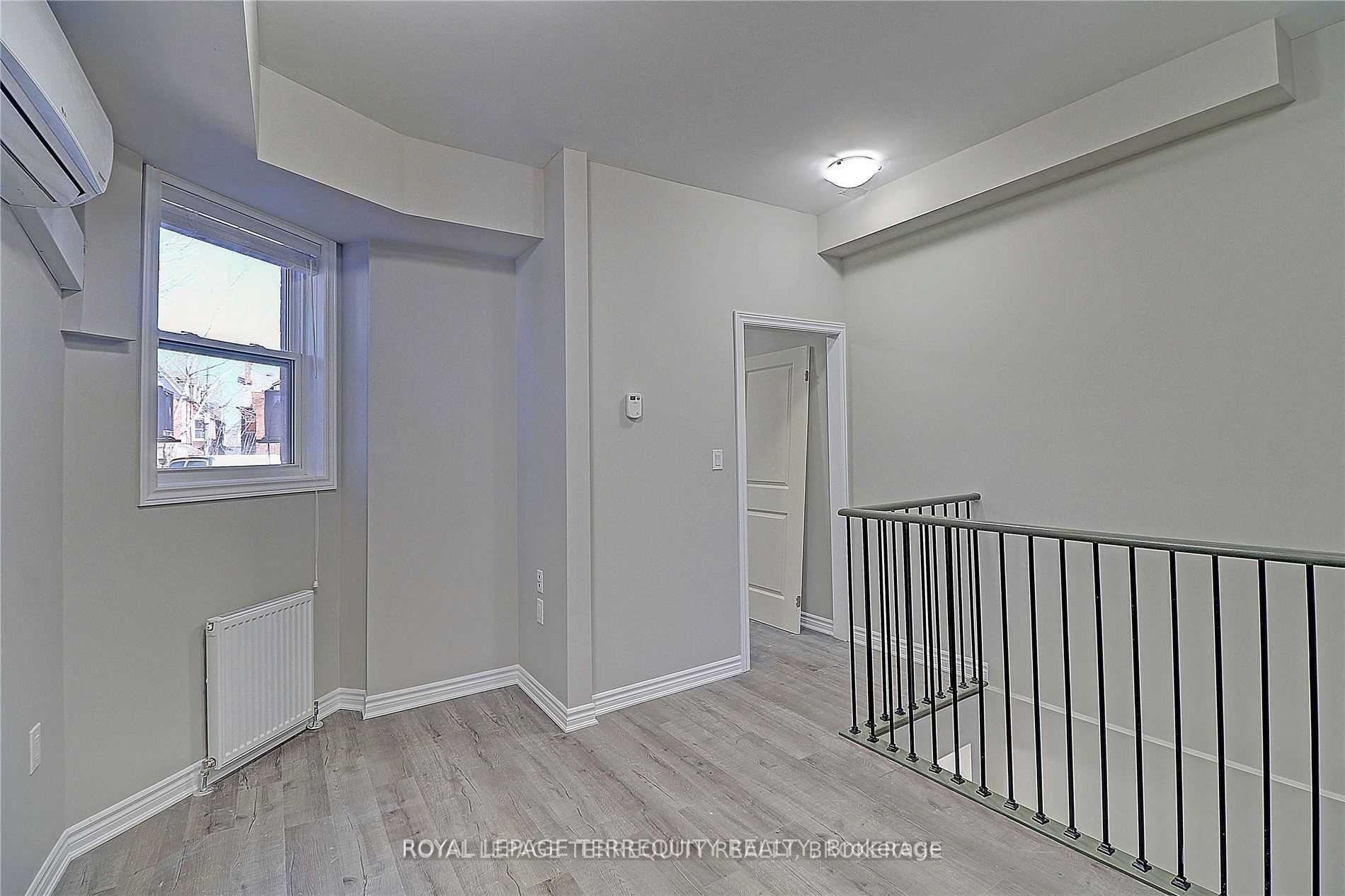 637 Lansdowne Avenue A, Toronto, ON M6H 3Y2 photo 5