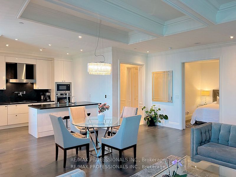311 Bay Street 4803, Toronto, ON M5H 4G5 photo 5