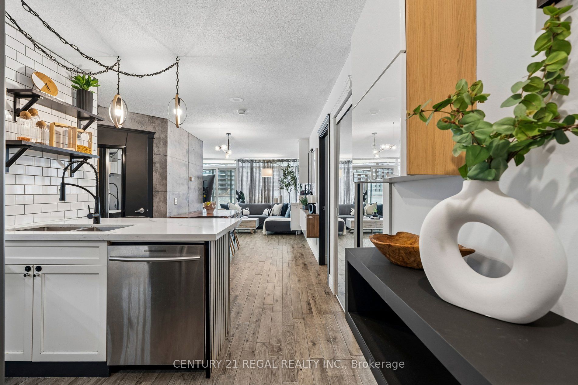 361 Front Street W 507, Toronto, ON M5V 3R5 photo 3