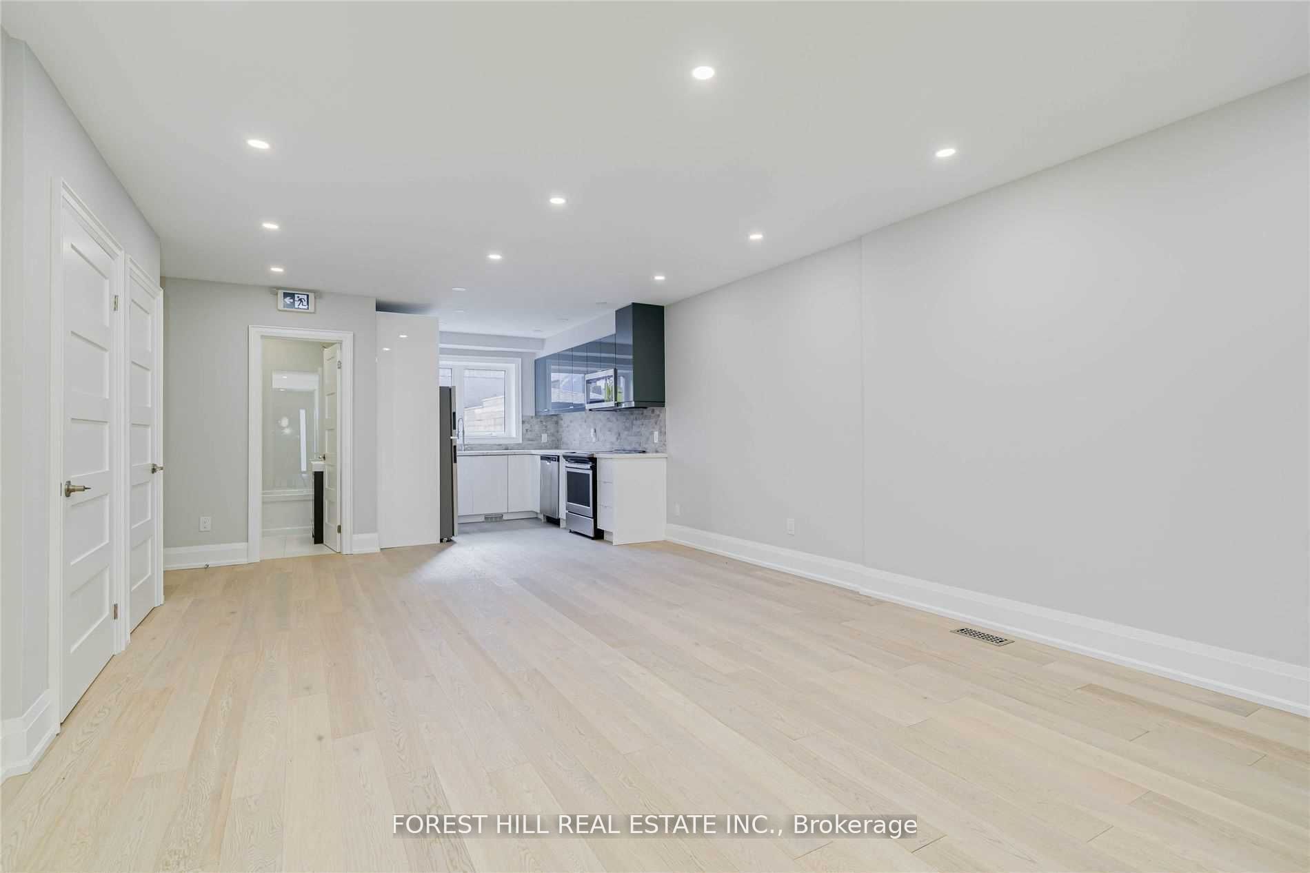 63 Argyle Street Main, Toronto, ON M6J 1N8 photo 5