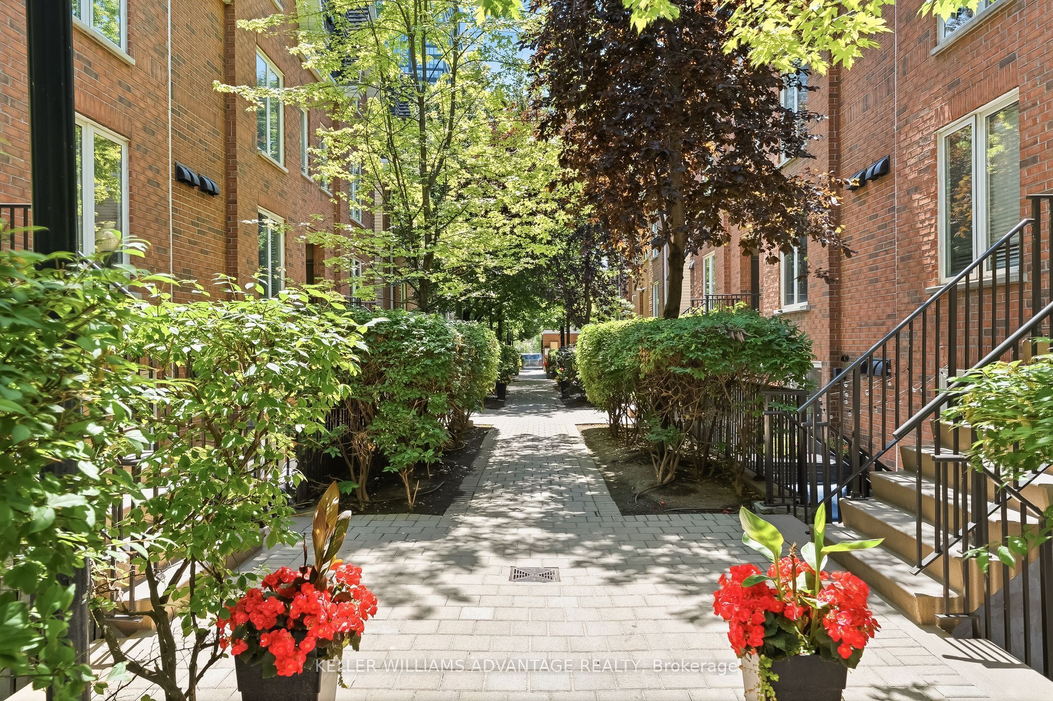 29 Canniff Street 409, Toronto, ON M6K 3M5