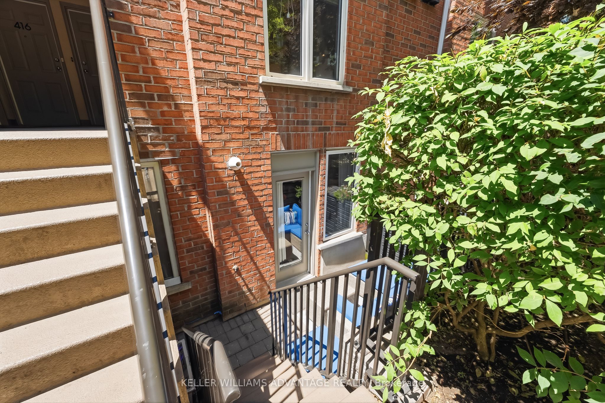 29 Canniff Street 409, Toronto, ON M6K 3M5 photo 2