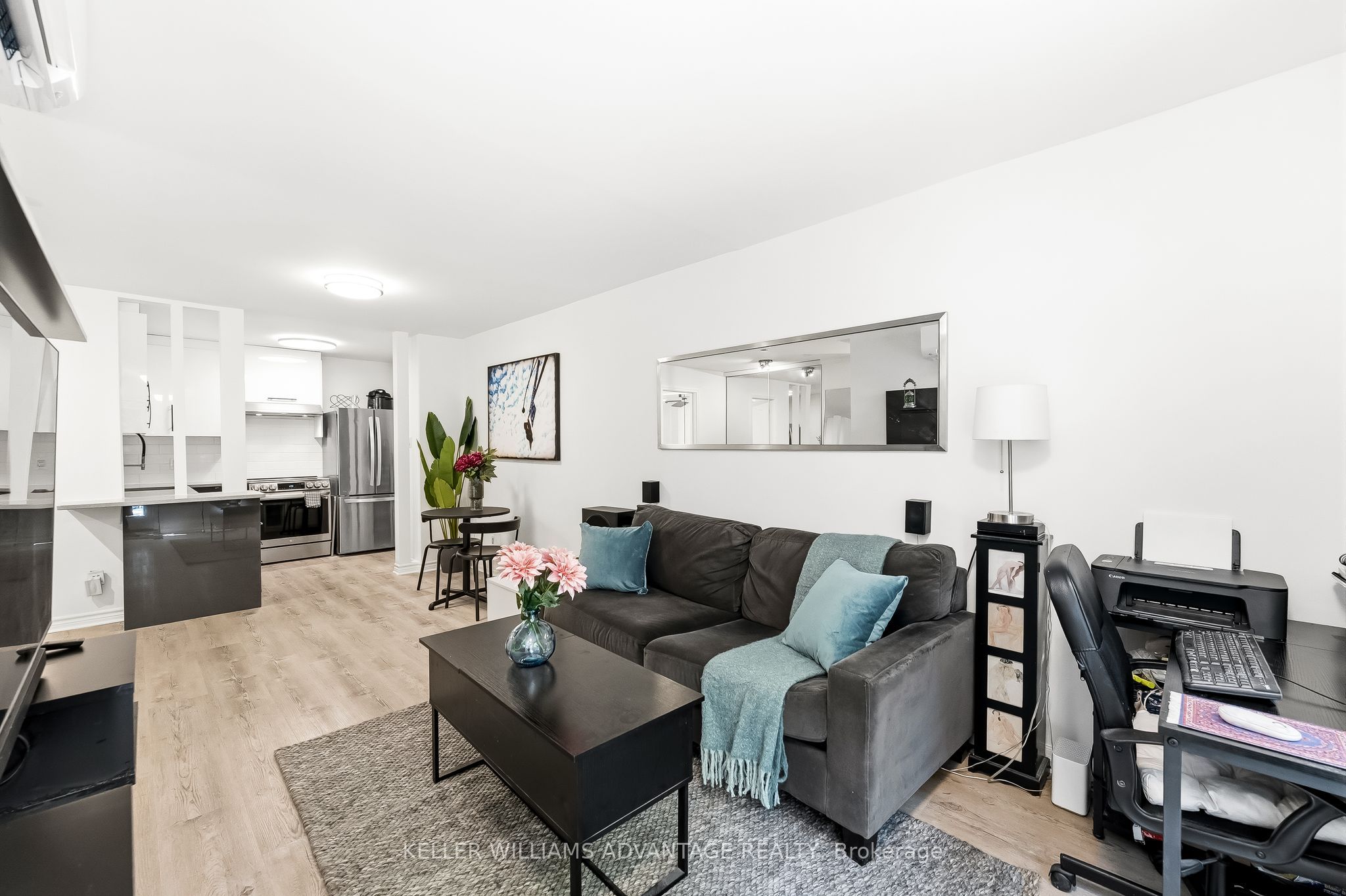 29 Canniff Street 409, Toronto, ON M6K 3M5 photo 4
