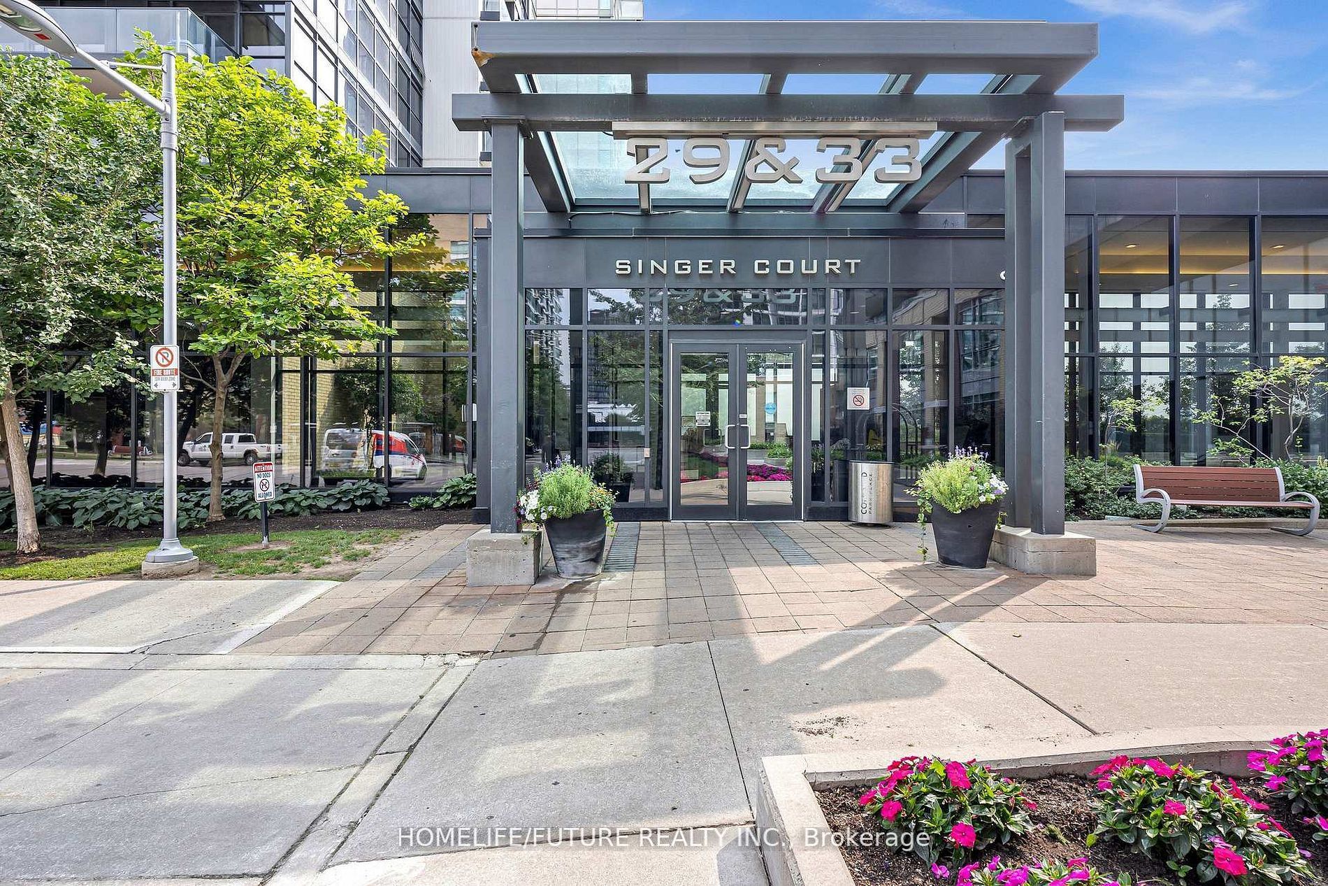 33 Singer Court 2507, Toronto, ON M2K 0B4 photo 2
