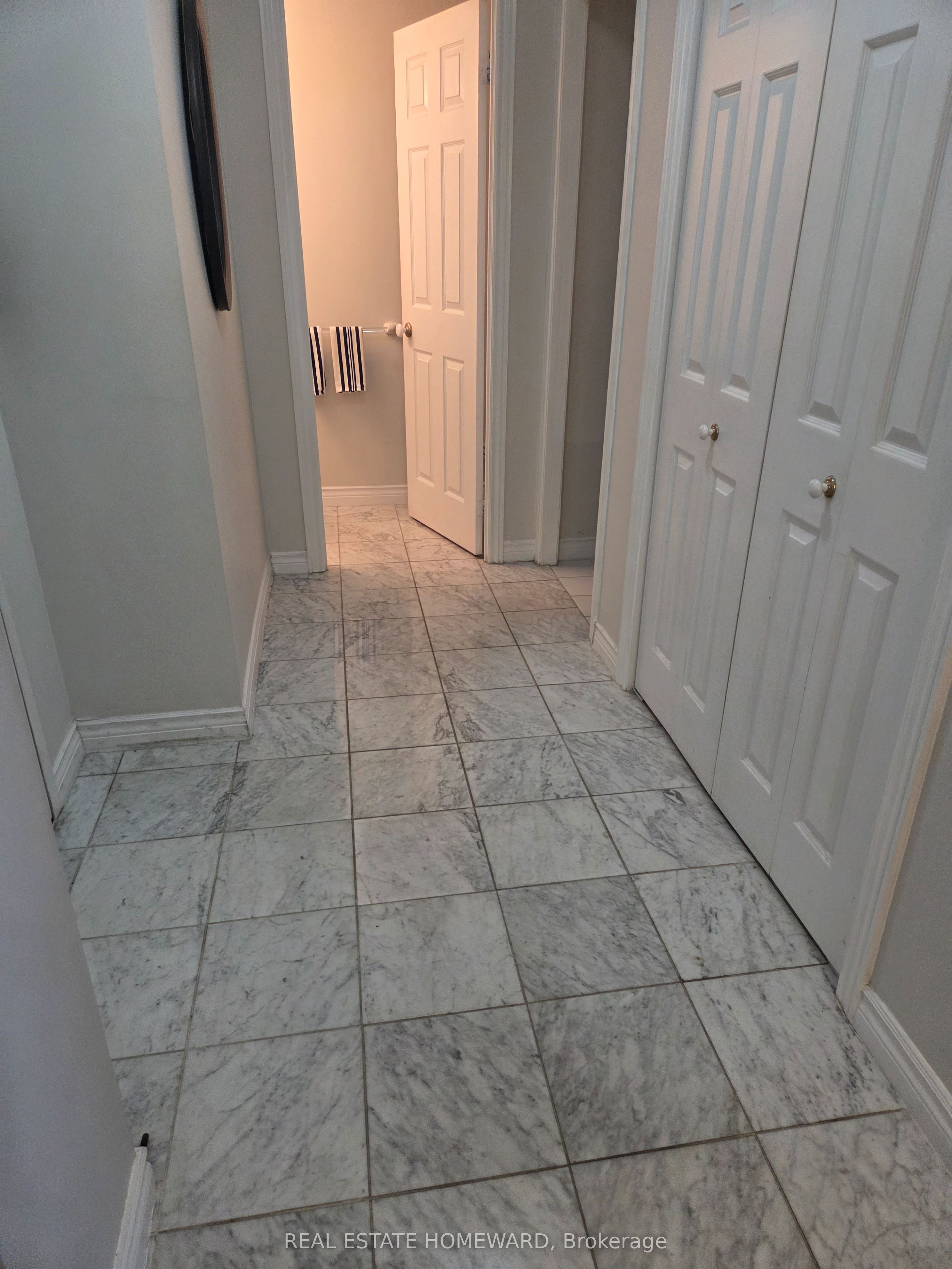 71 Simcoe Street 702, Toronto, ON M5J 2S9 photo 4