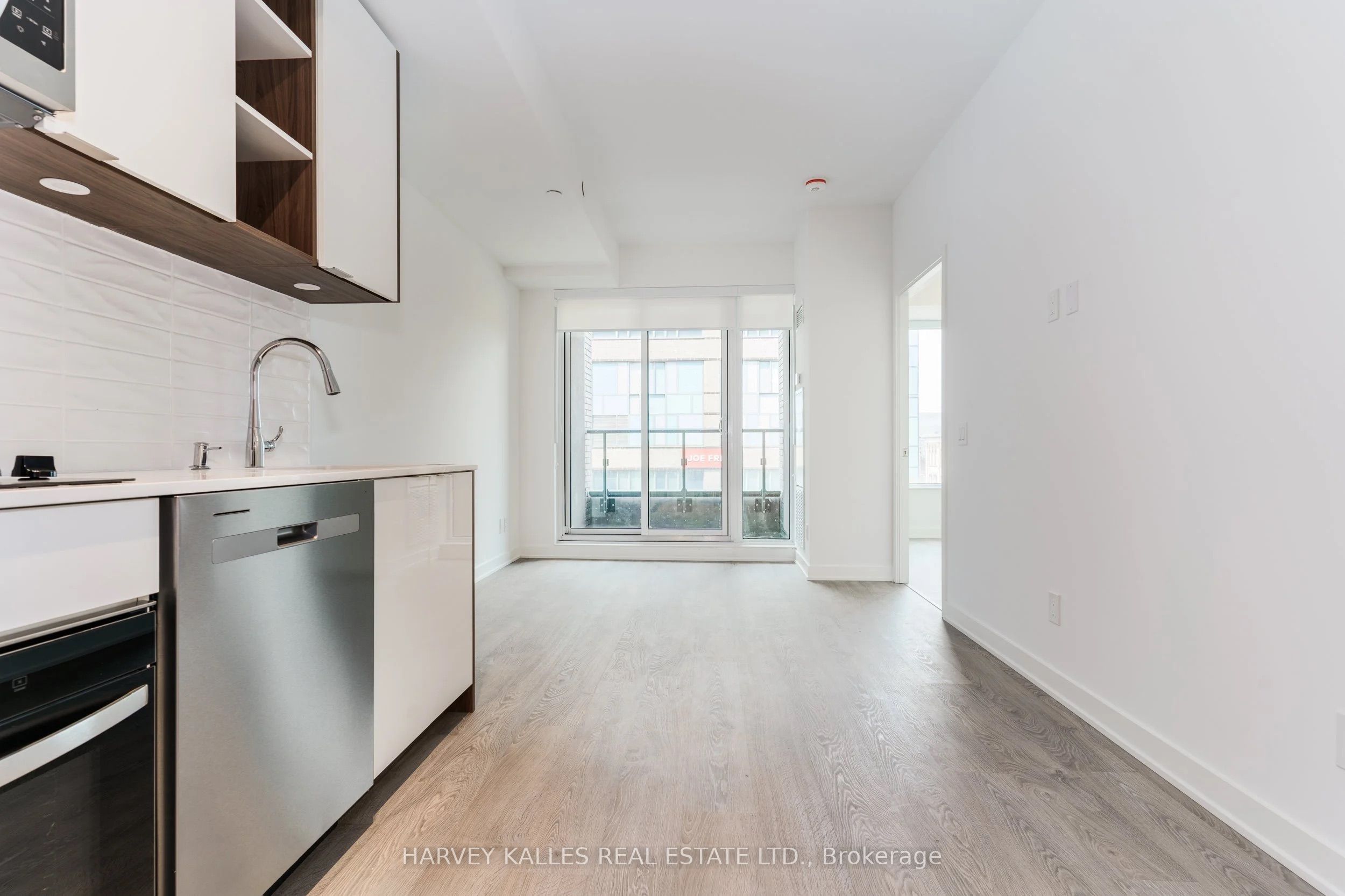 543 Richmond Street W 410, Toronto, ON M5V 1Y6 photo 4