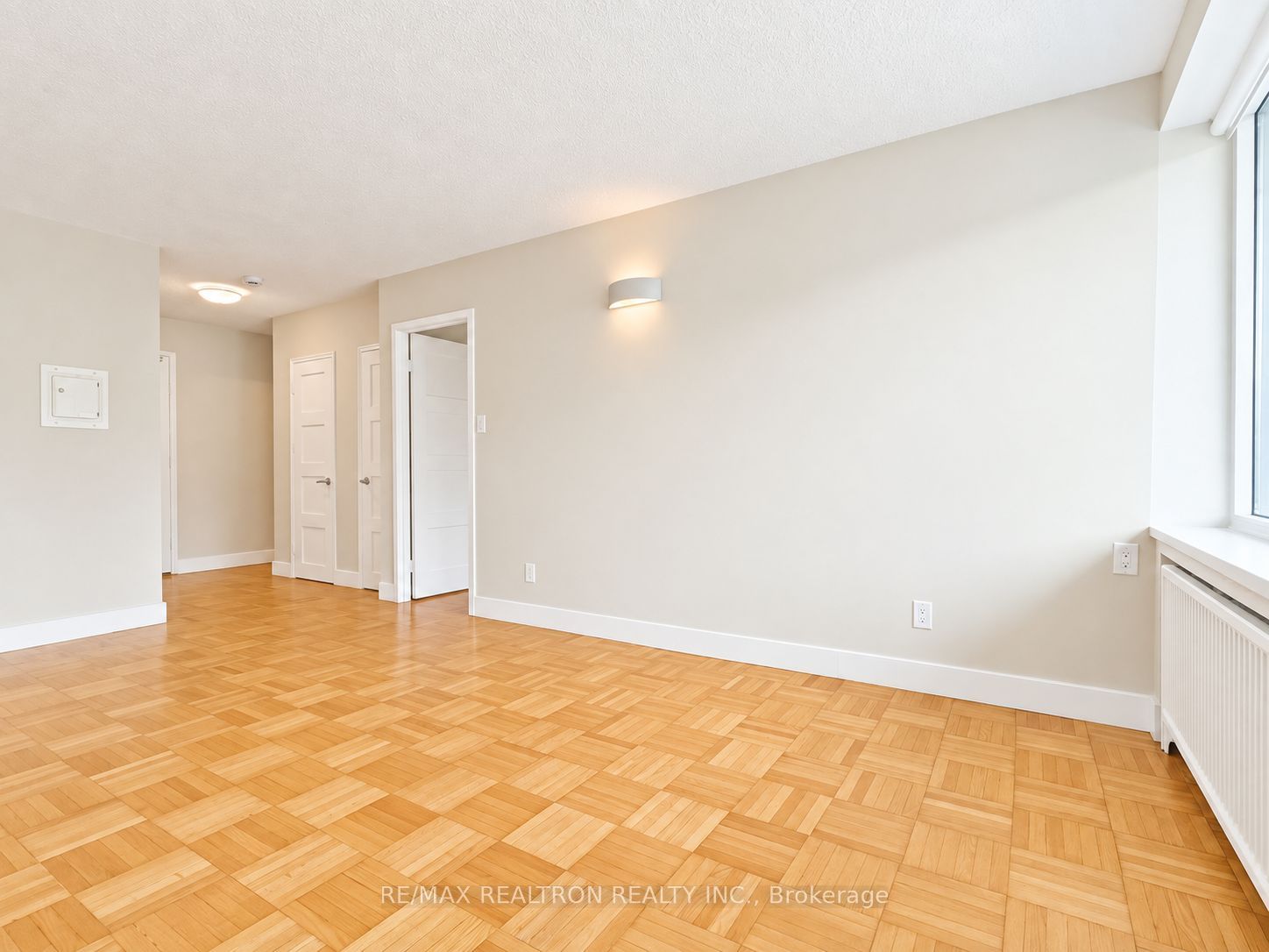 990 Avenue Road 205, Toronto, ON M5P 2K8 photo 4