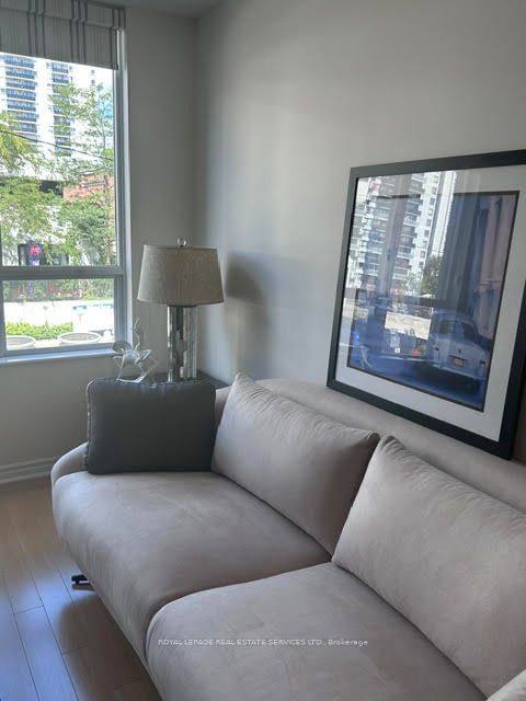 195 Merton Street 212, Toronto, ON M4S 3H6 photo 3