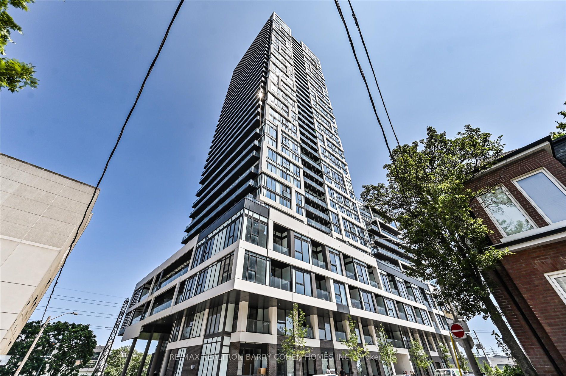5 Defries Street 1118, Toronto, ON M5A 0W7