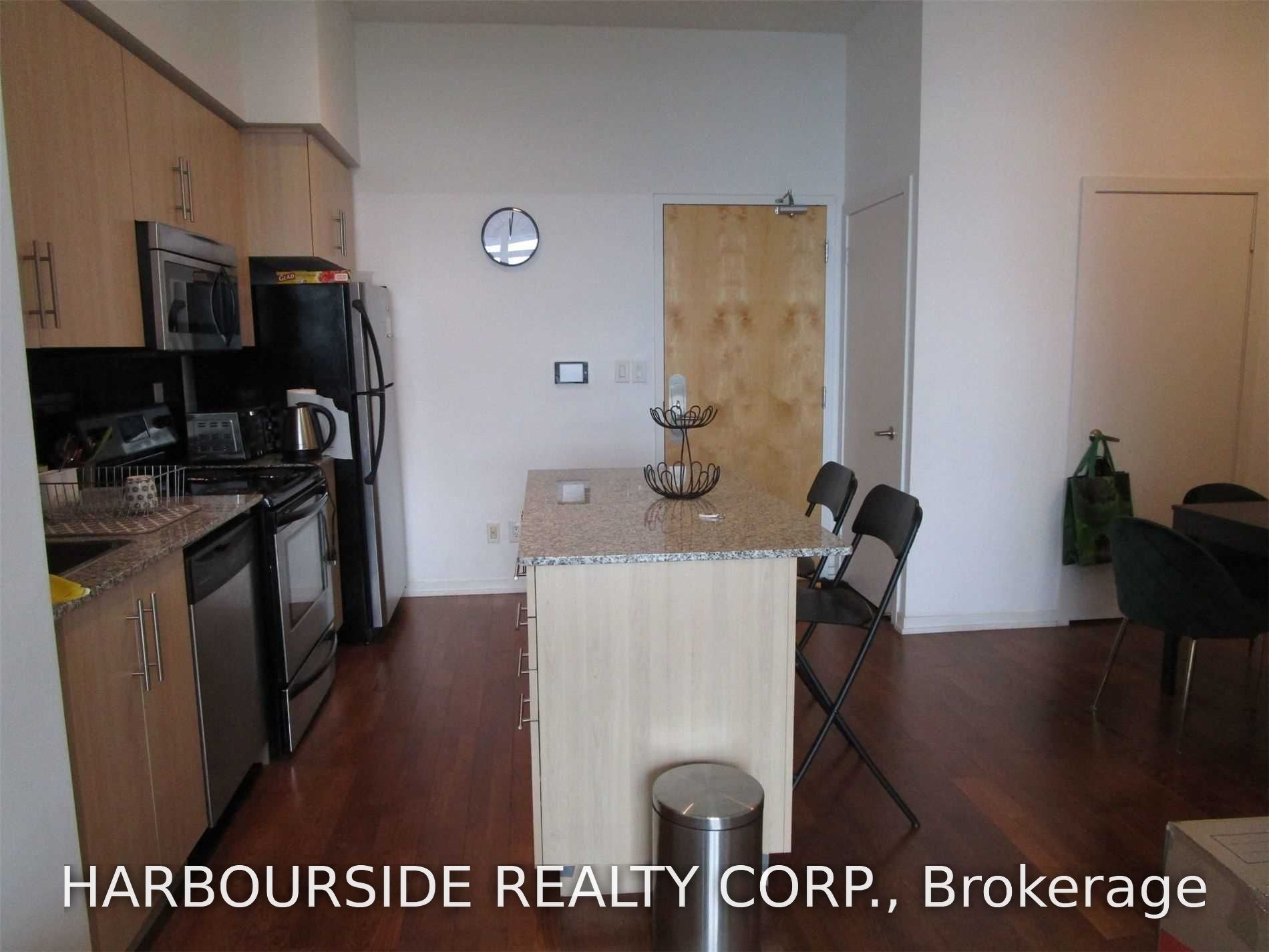 55 Bremner Boulevard 4908, Toronto, ON M5J 0A6 photo 4