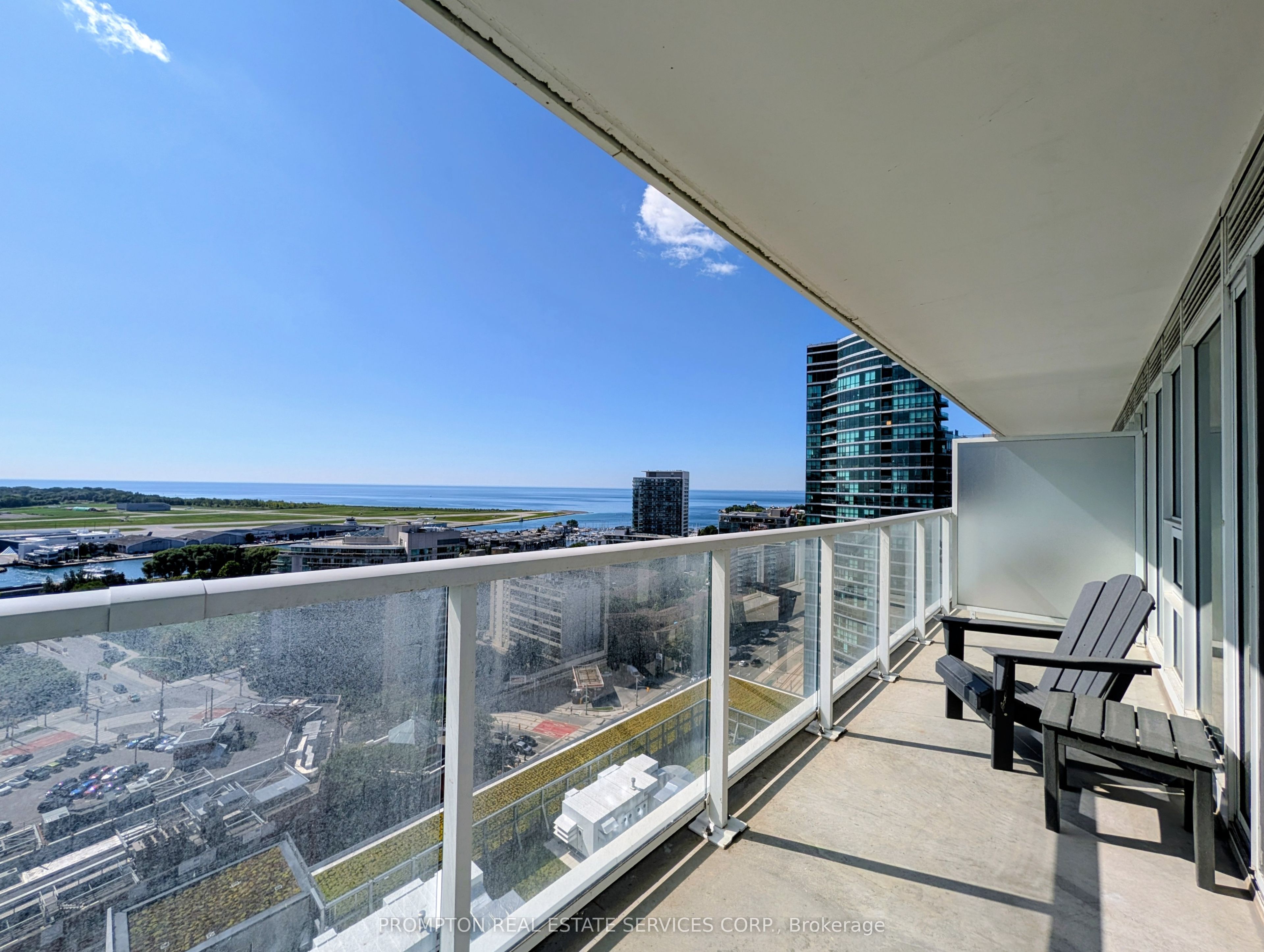 17 Bathurst Street 2616, Toronto, ON M5V 0N1 photo 2
