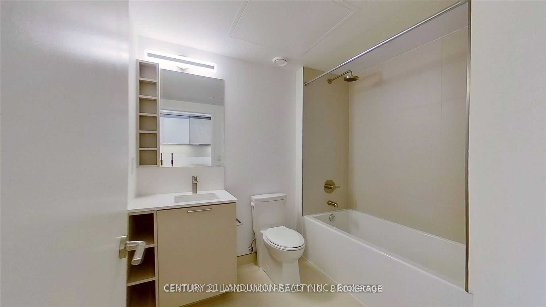 19 Western Battery Road 722, Toronto, ON M6K 3S4 photo 5