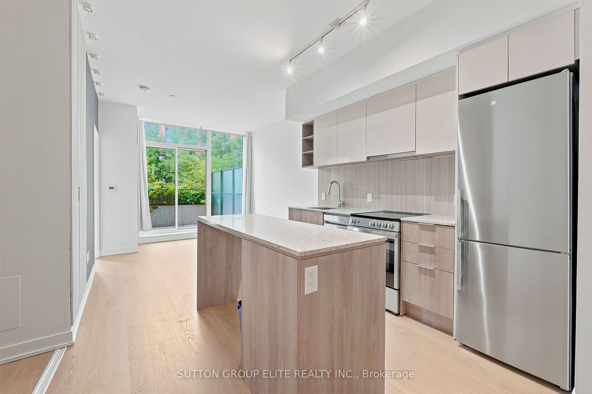31 Tippett Road 106, Toronto, ON M3H 0C8 photo 4