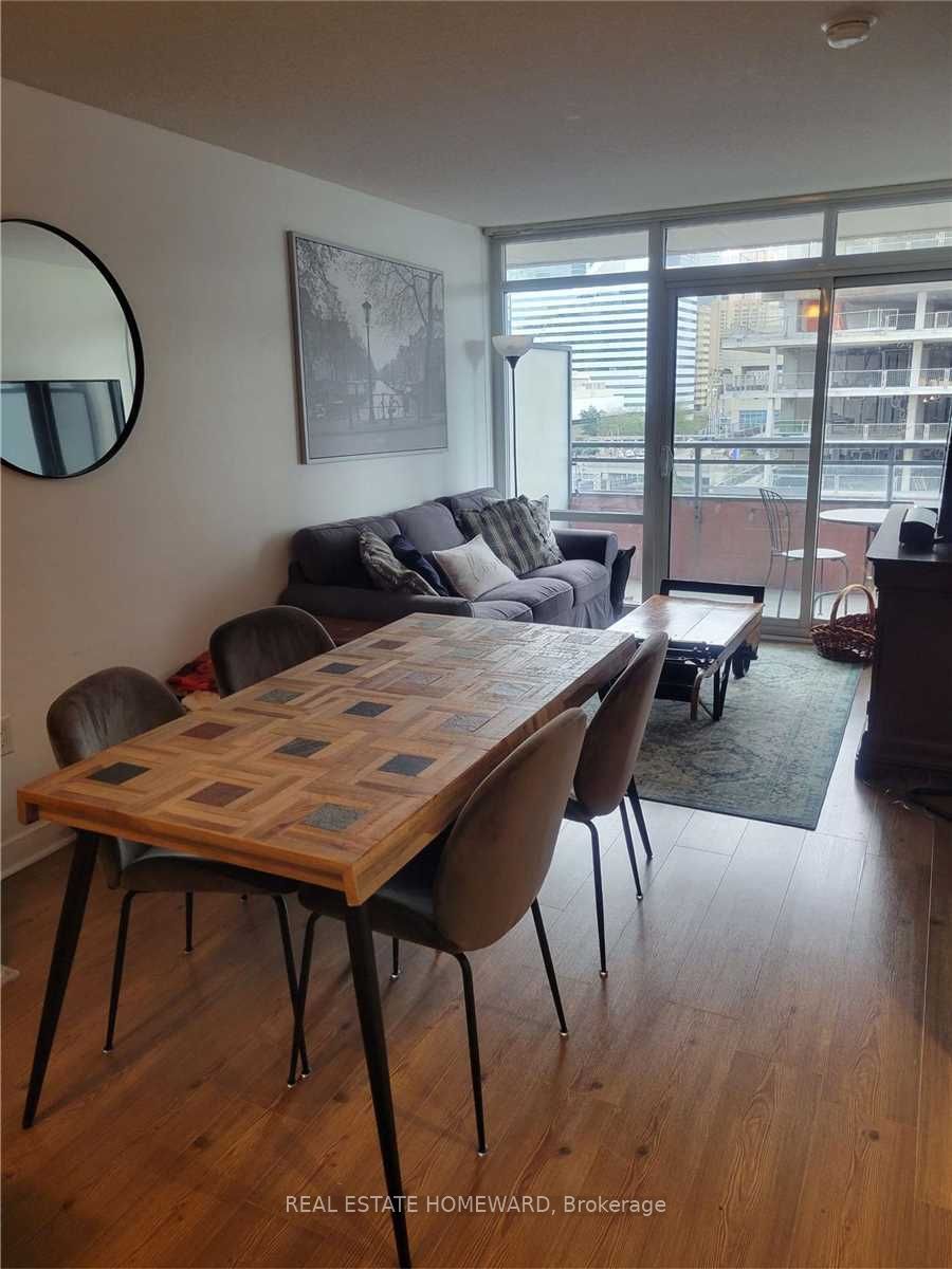 4K Spadina Avenue 908, Toronto, ON M5V 3Y9 photo 4