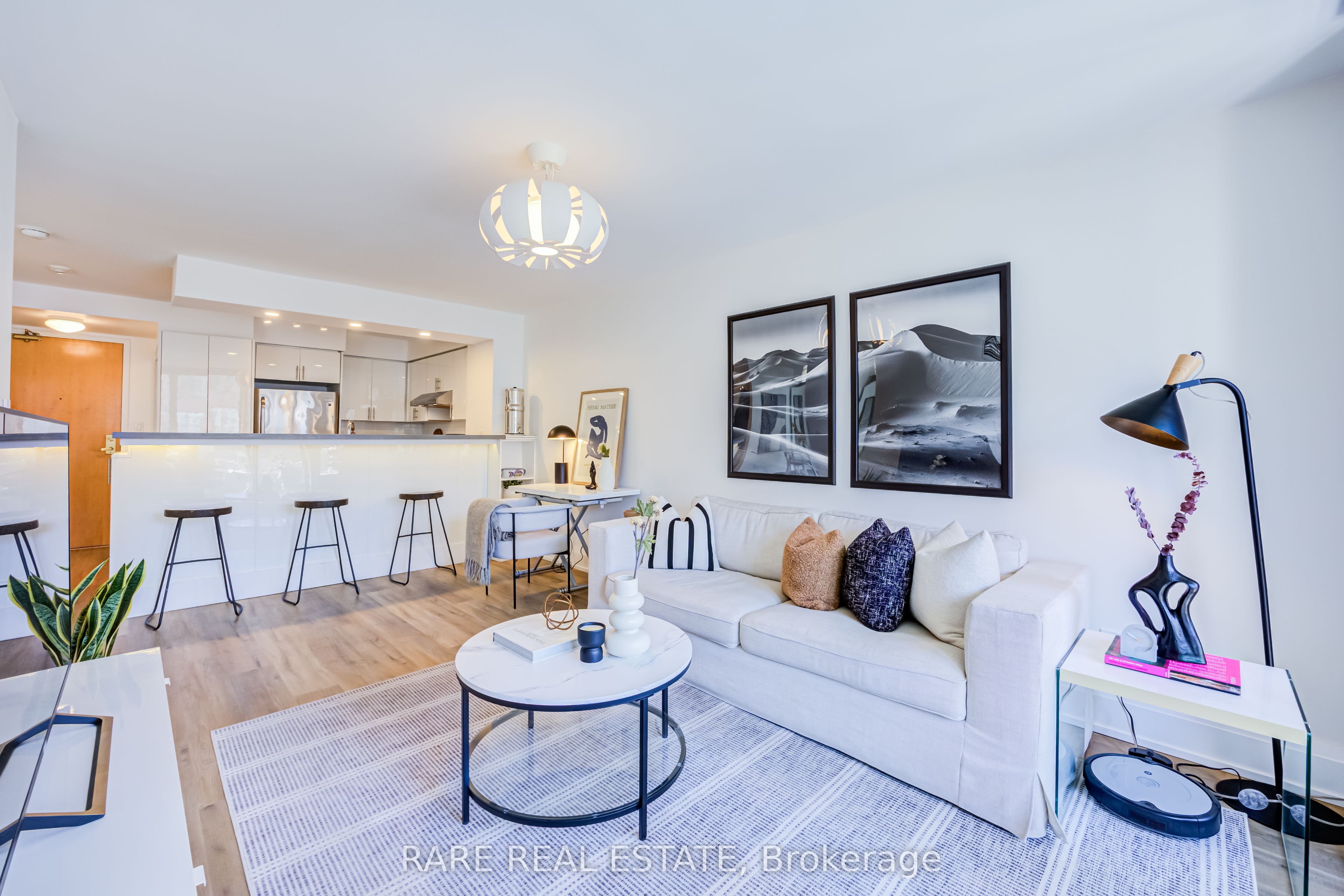 43 Eglinton Avenue 806, Toronto, ON M4P 1A5 photo 4
