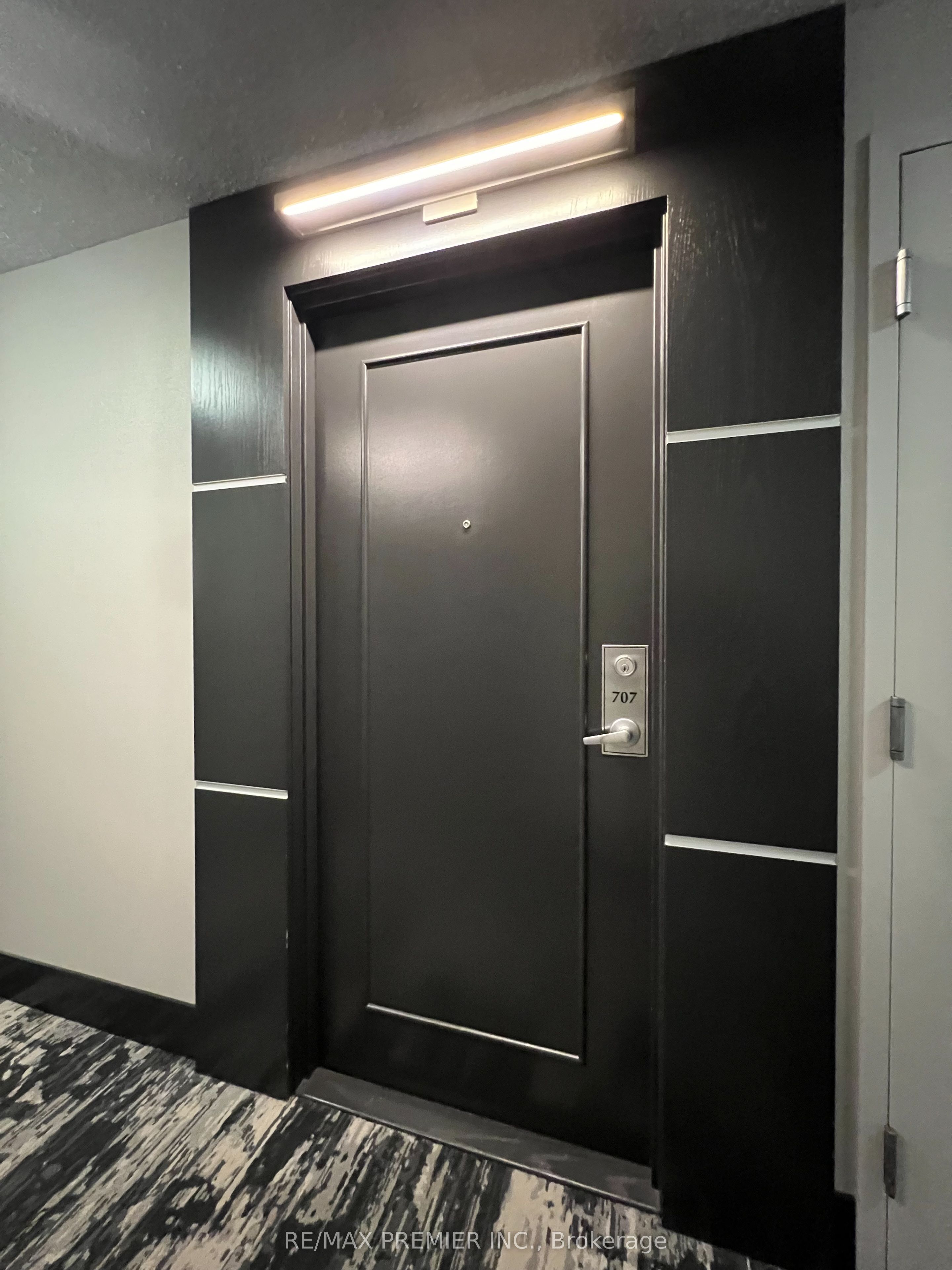 525 Wilson Avenue 707, Toronto, ON M3H 0A7 photo 4