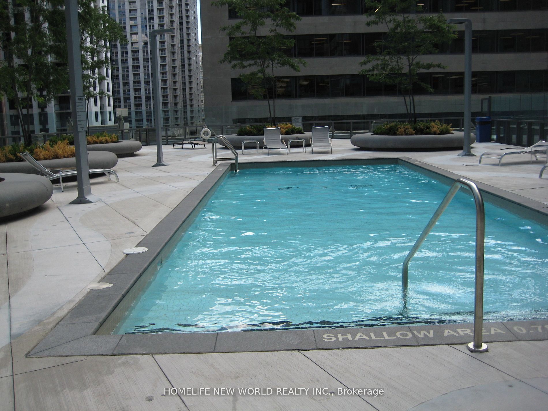 832 Bay Street 1302, Toronto, ON M5S 1Z6 photo 4