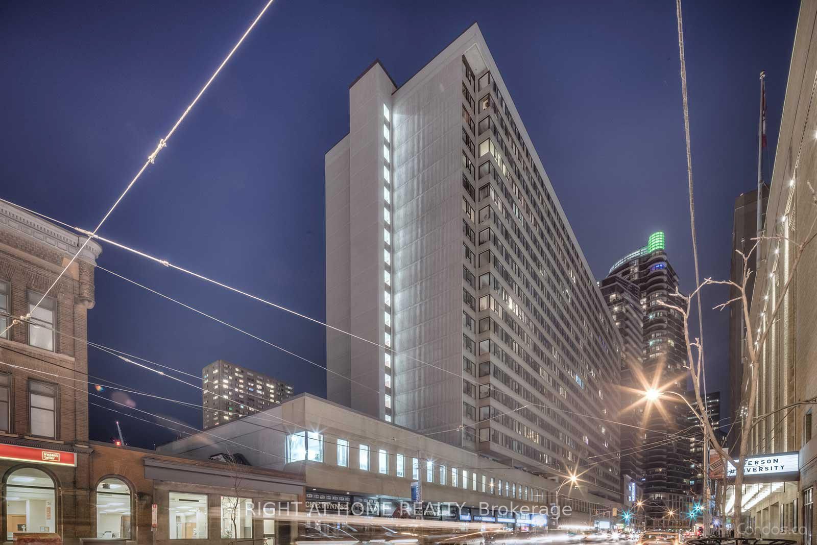 45 Carlton Street 408, Toronto, ON M5B 2H9