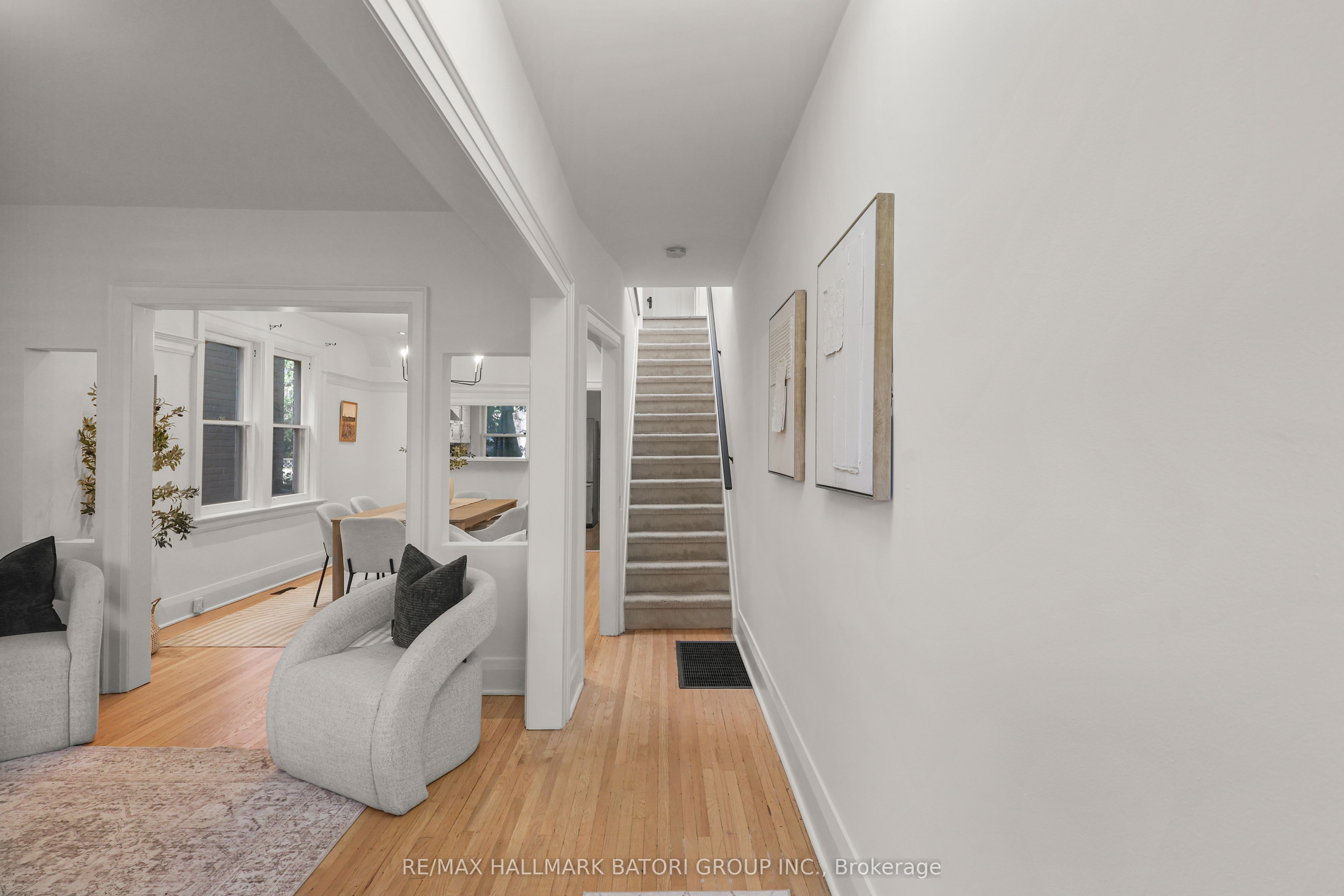 104 Orchard View Boulevard, Toronto, ON M4R 1C2 photo 3