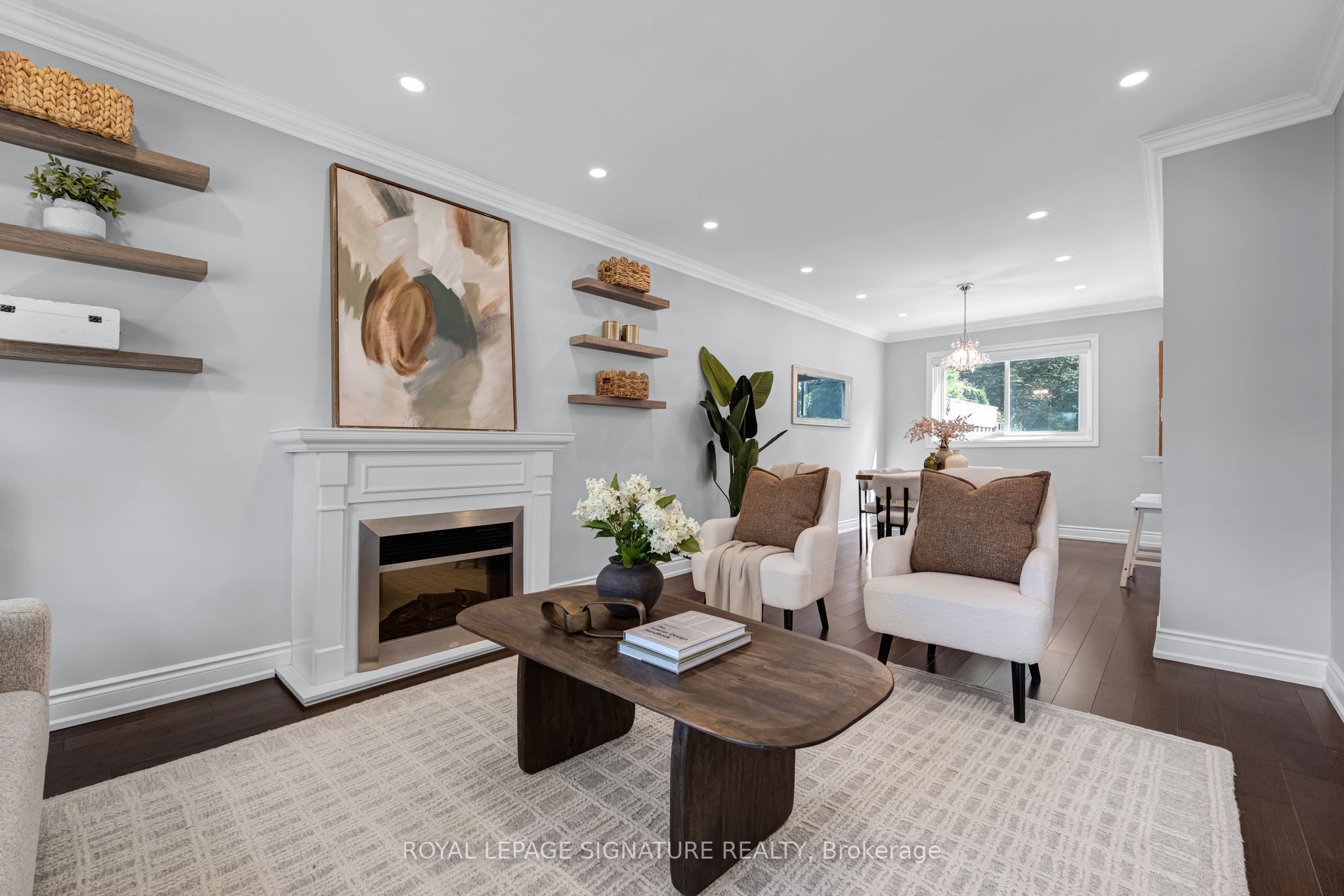 39 Brentcliffe Road, Toronto, ON M4G 3Y4 photo 4
