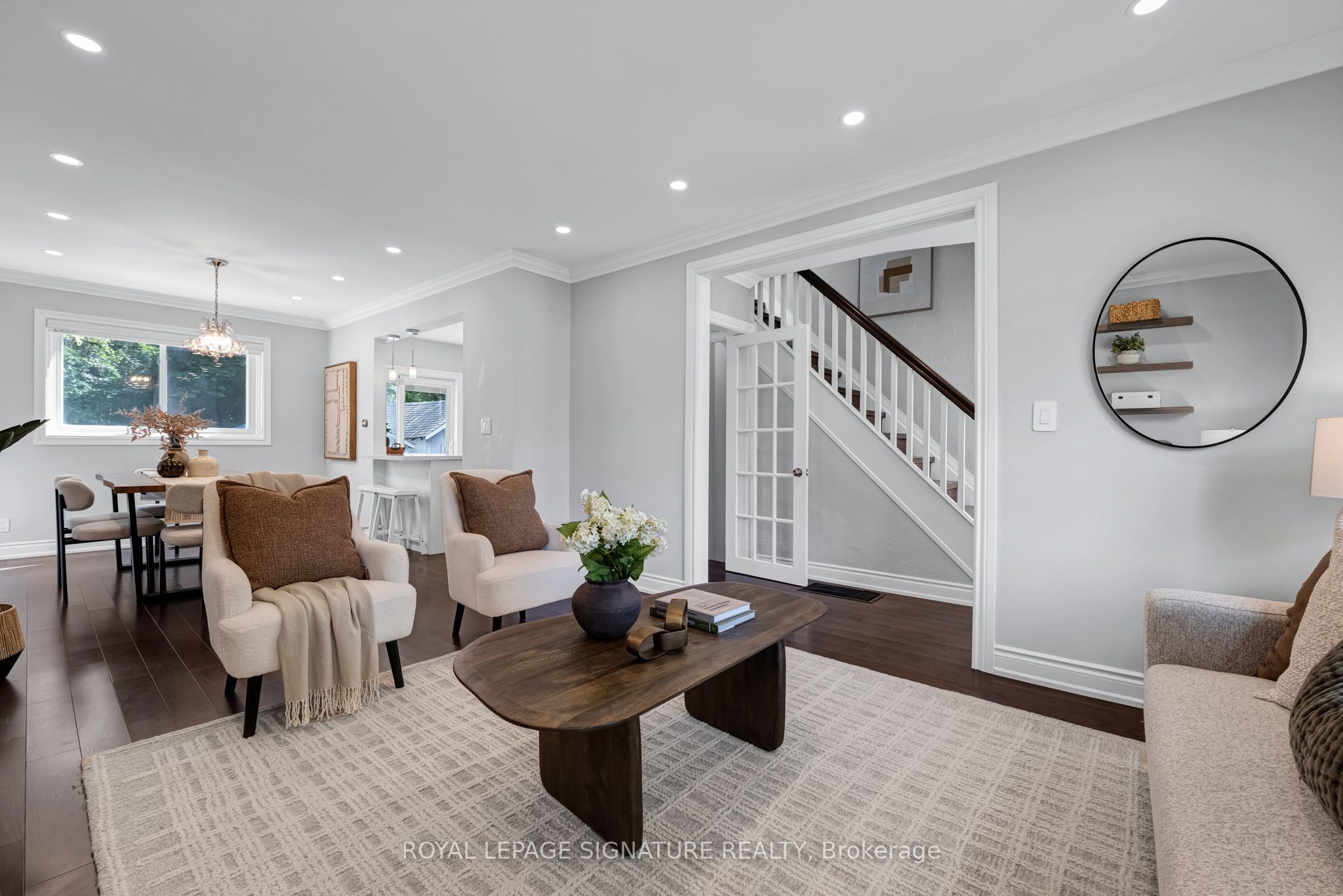39 Brentcliffe Road, Toronto, ON M4G 3Y4 photo 5