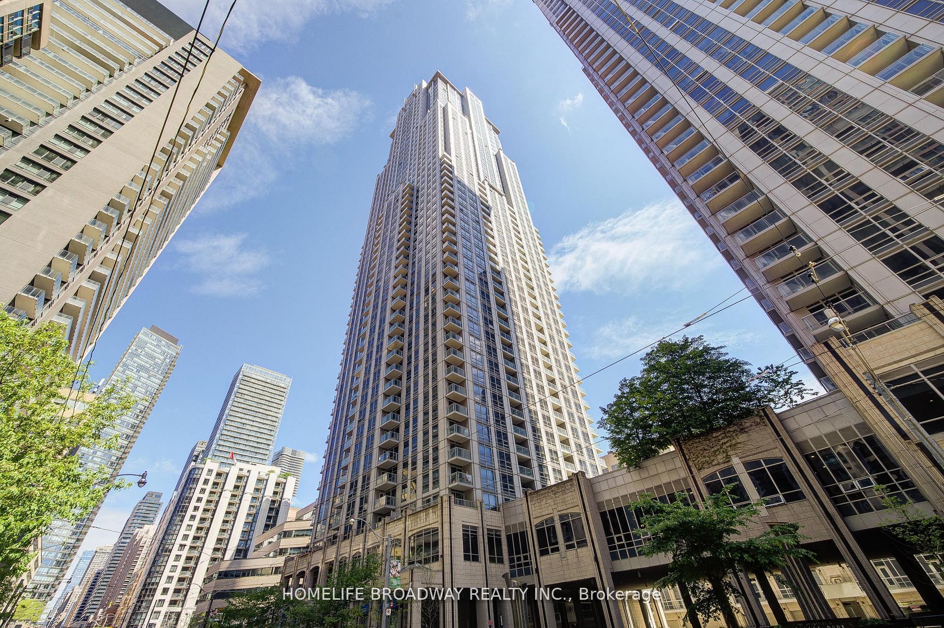 763 Bay Street 1111, Toronto, ON M5G 2R3