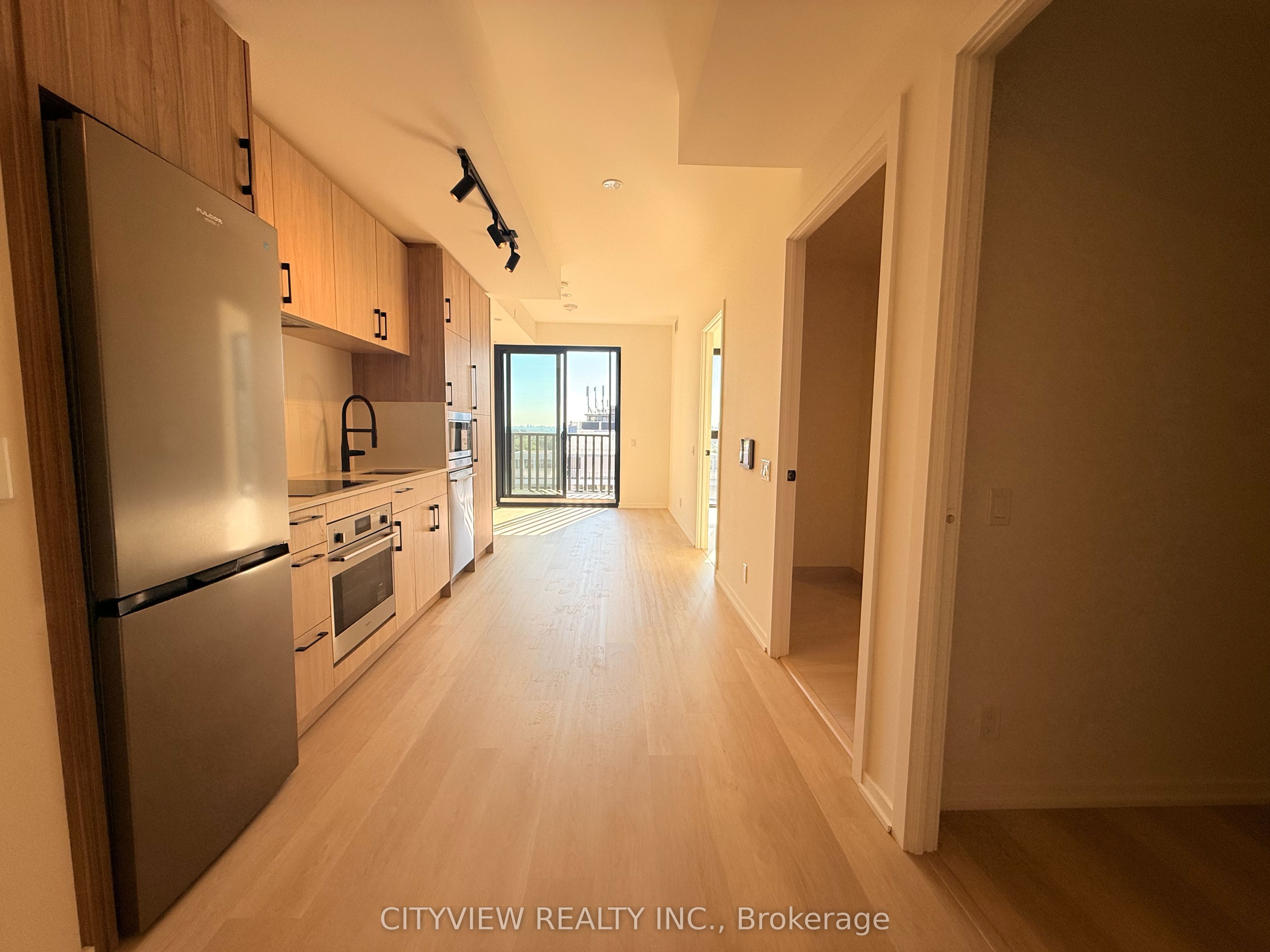 109 Erskine Avenue 1105, Toronto, ON M4P 0G8 photo 2