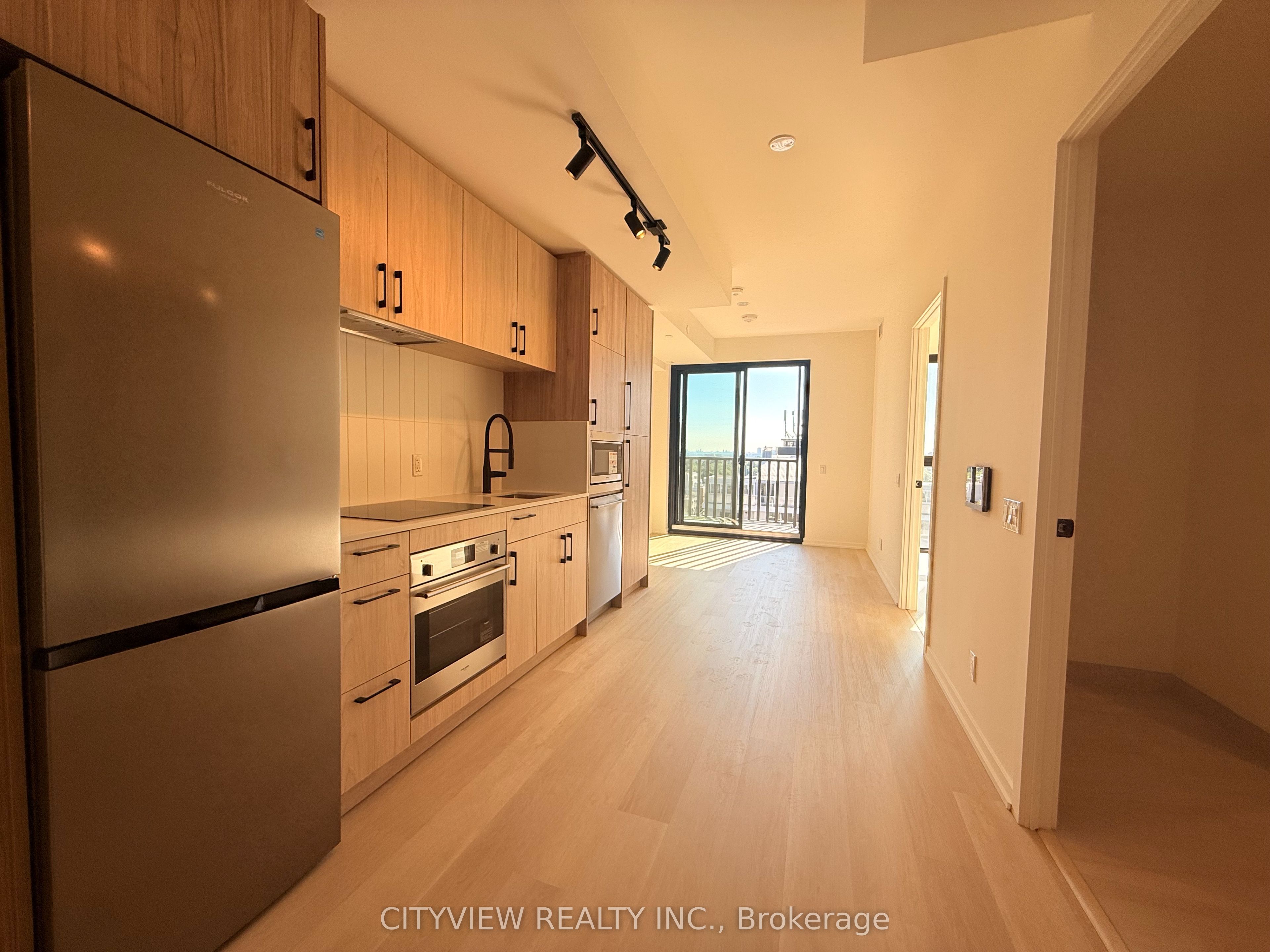 109 Erskine Avenue 1105, Toronto, ON M4P 0G8 photo 3