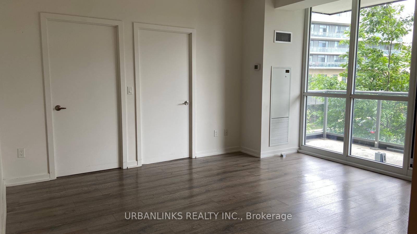 52 Forest Manor Road 205, Toronto, ON M2J 0E2 photo 3