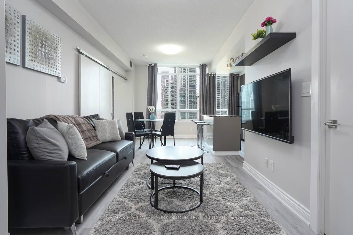 55 Bremner Boulevard 1504, Toronto, ON M5J 0A6 photo 4
