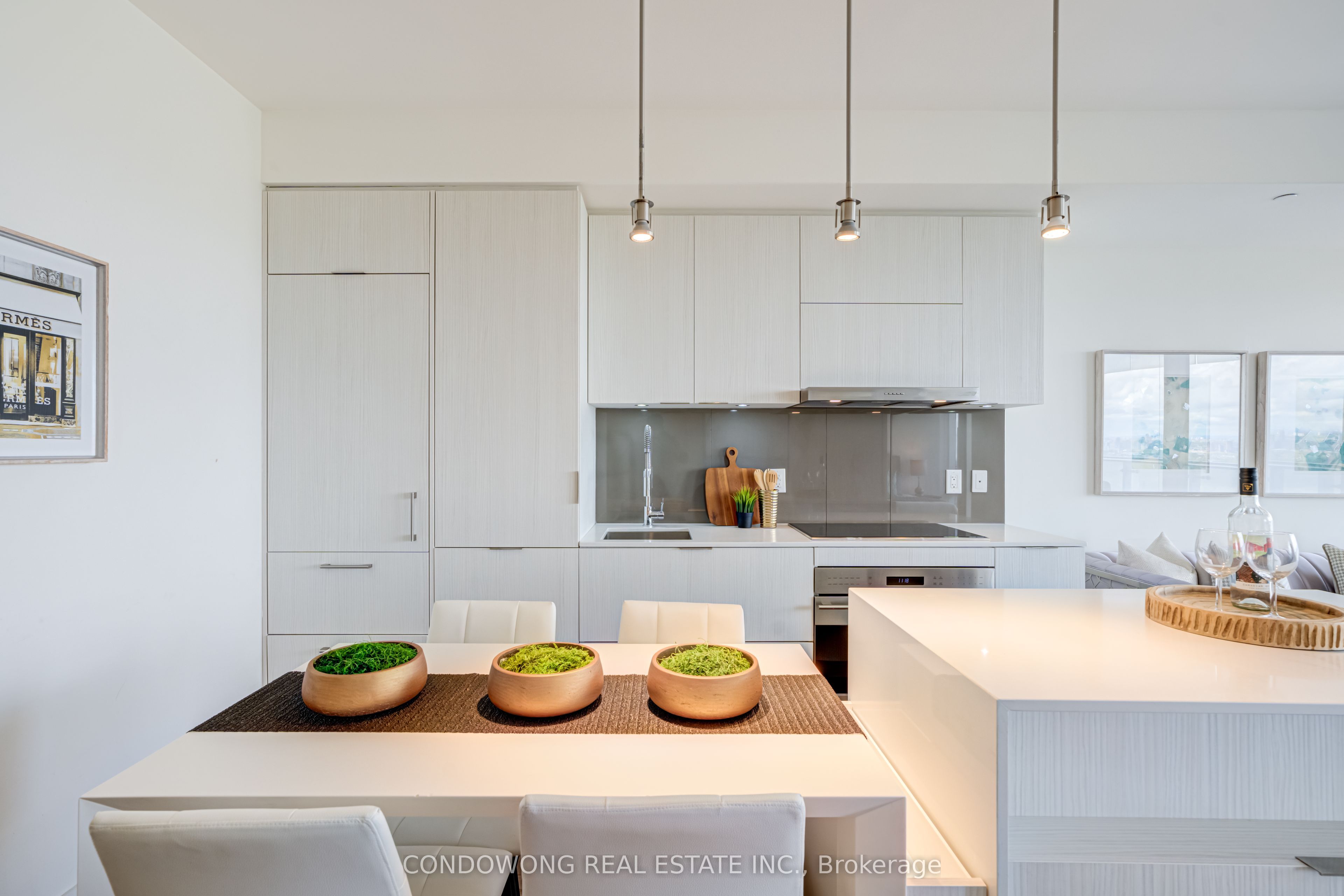 1 Bloor Street E 4710, Toronto, ON M4W 1A9 photo 5