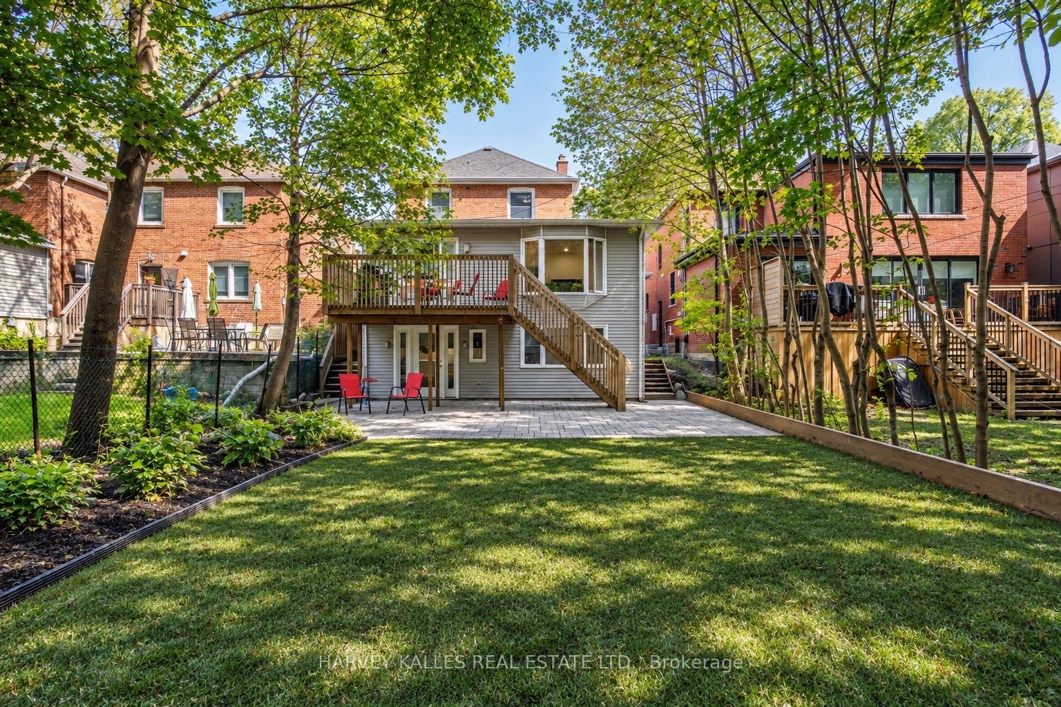 52 Park Hill Road, Toronto, ON M6C 3N1 photo 2