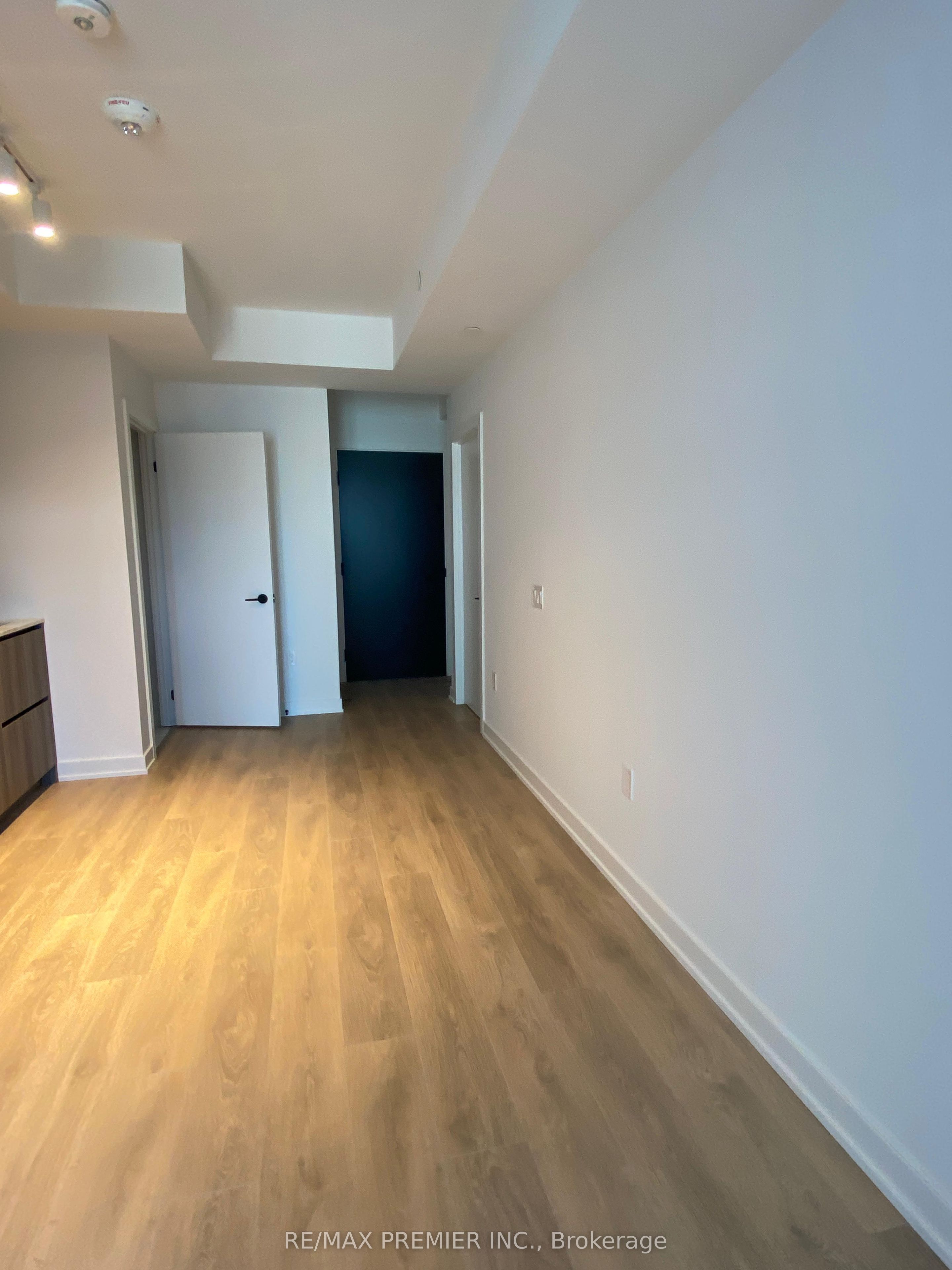 127 Broadway Avenue 2103, Toronto, ON M4P 1V4 photo 5