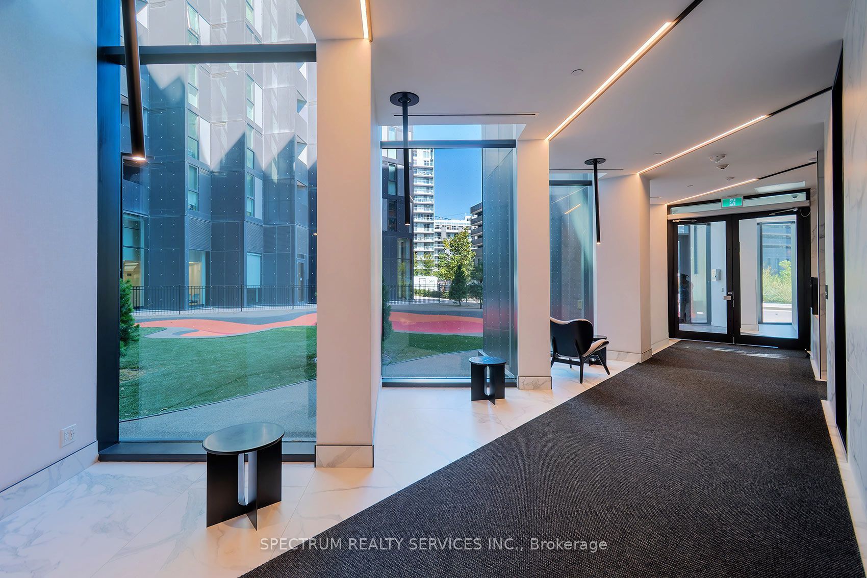 30 Tretti Way 427, Toronto, ON M3H 0E3 photo 4