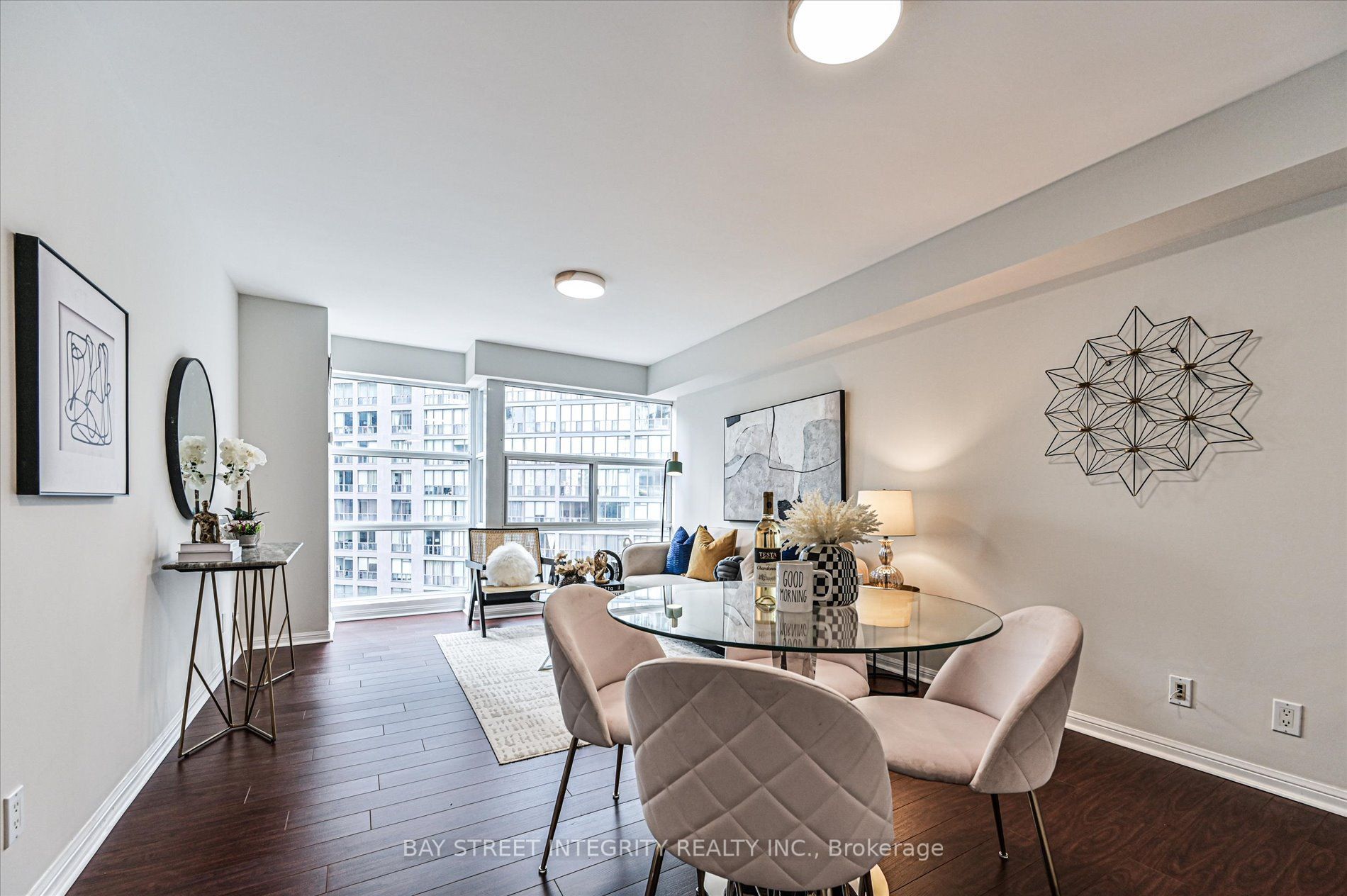 11 St Joseph Street 713, Toronto, ON M4Y 3G4 photo 4