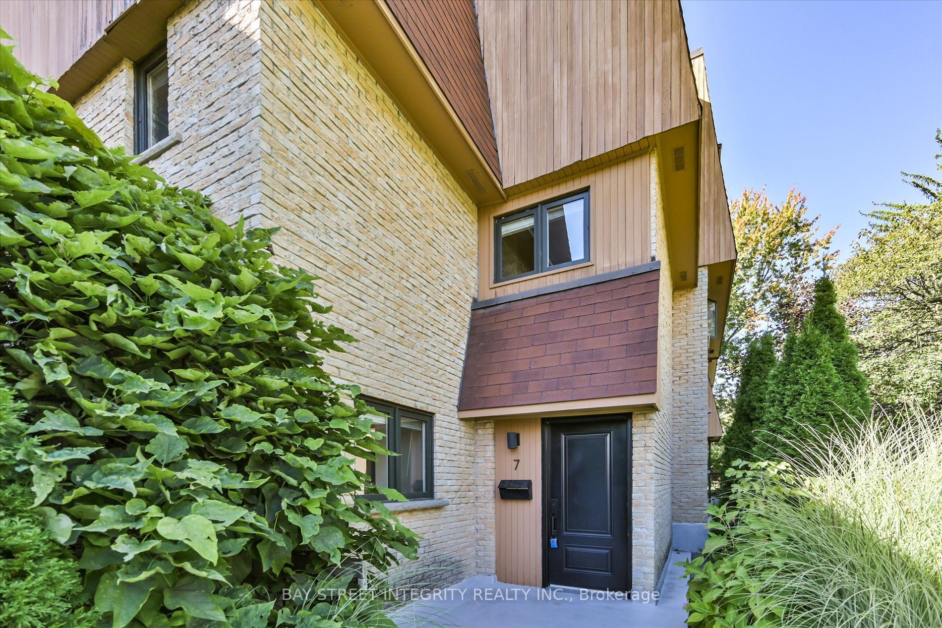 250 Erskine Avenue 7, Toronto, ON M4P 1Z4 photo 4
