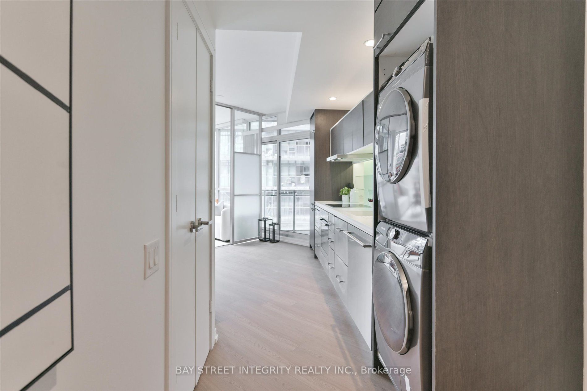 45 Charles Street E 802, Toronto, ON M4Y 1S2 photo 4