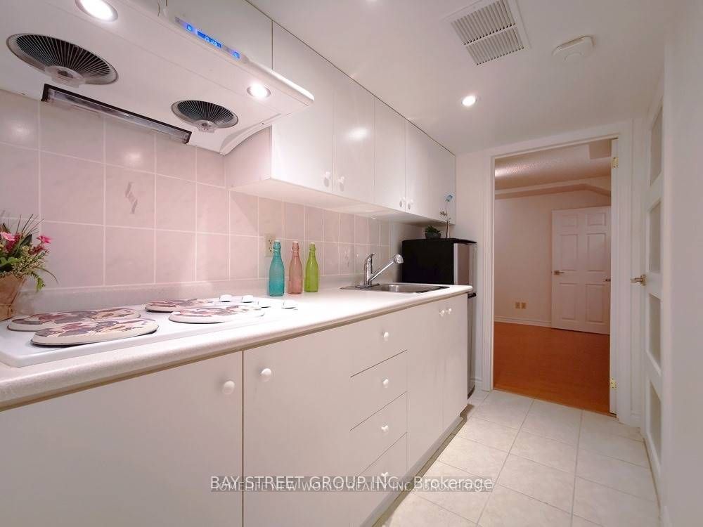 18 Nanaberry Street Bsmt, Toronto, ON M1X 1Y5