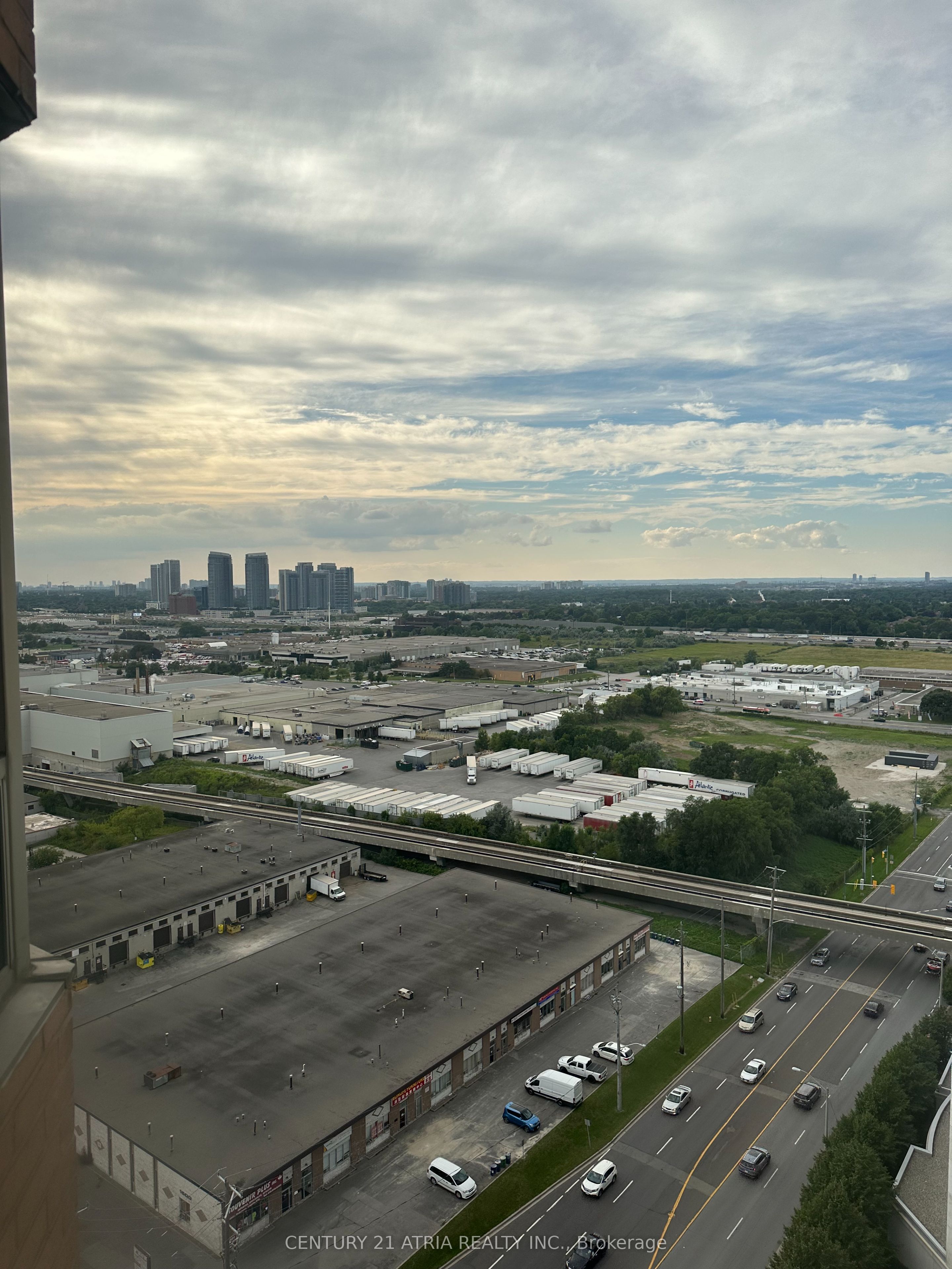 115 Omni Drive 2605, Toronto, ON M1P 5B4 photo 2