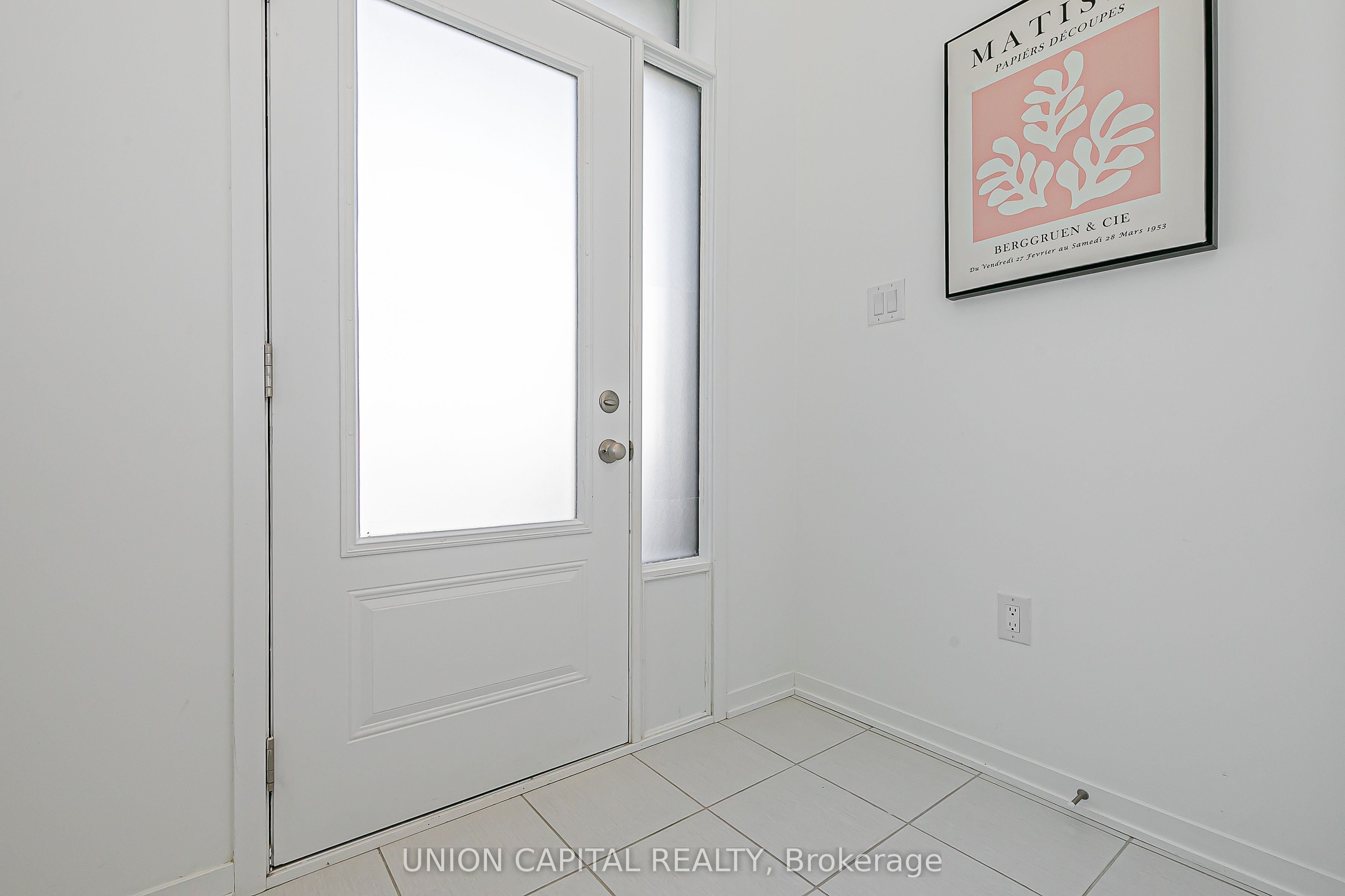 799 Stanstead Path, Oshawa, ON L1K 3G4 photo 3