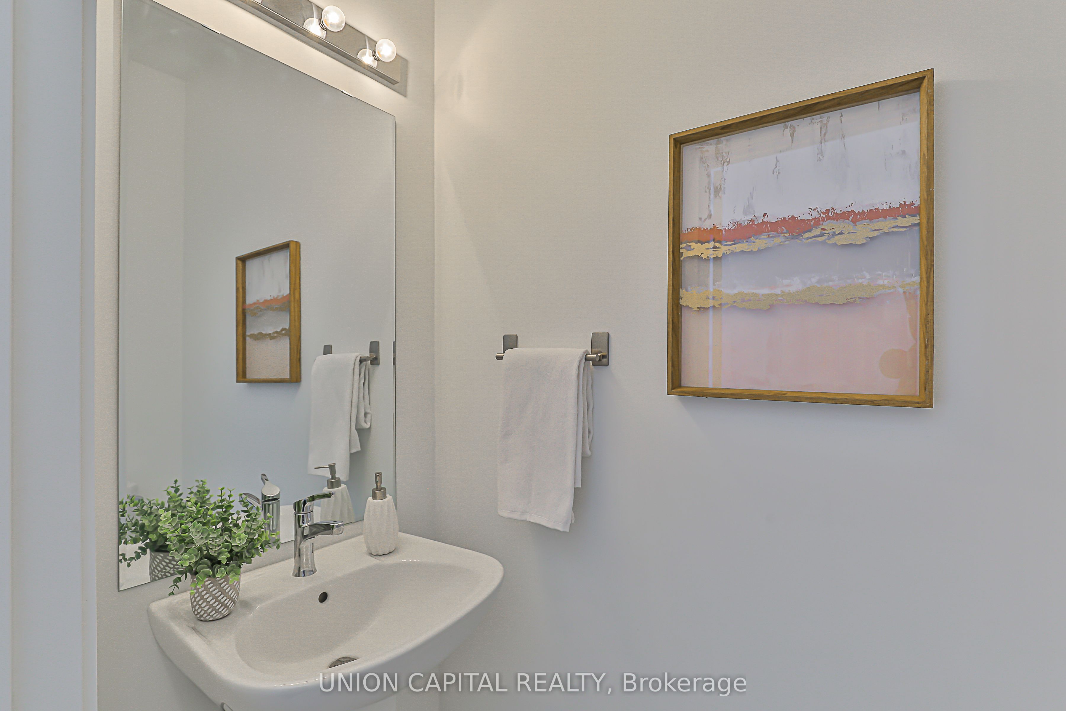 799 Stanstead Path, Oshawa, ON L1K 3G4 photo 4