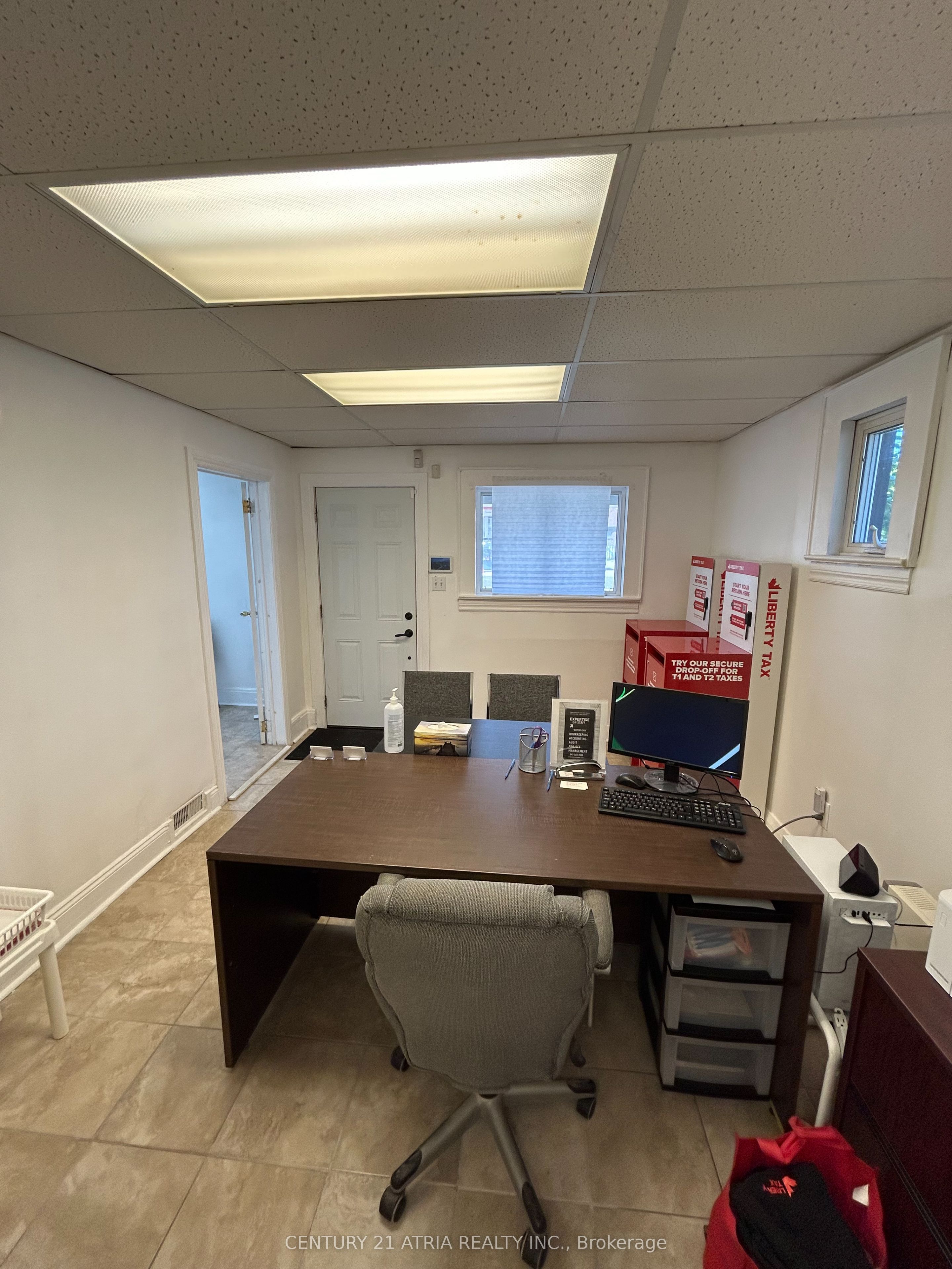41 Bloor Street E, Oshawa, ON L1H 3L9 photo 5