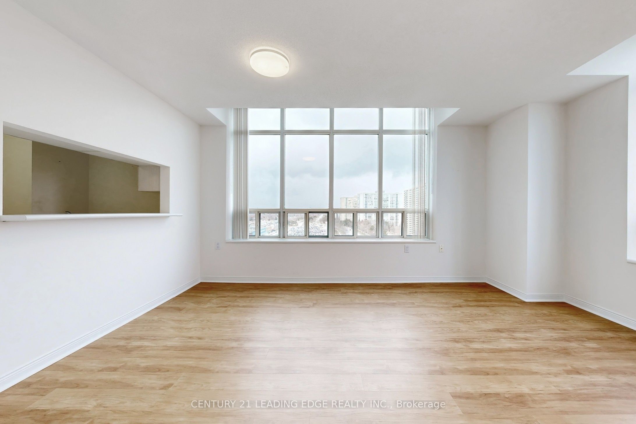 2800 Warden Avenue 1202, Toronto, ON M1W 3Z6 photo 5