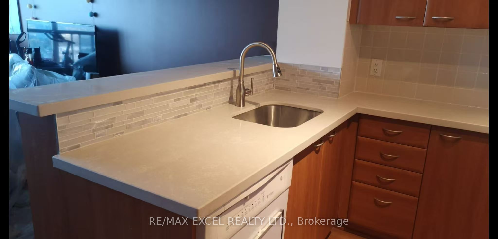 38 Lee Centre Drive 2912, Toronto, ON M1H 3J7 photo 2