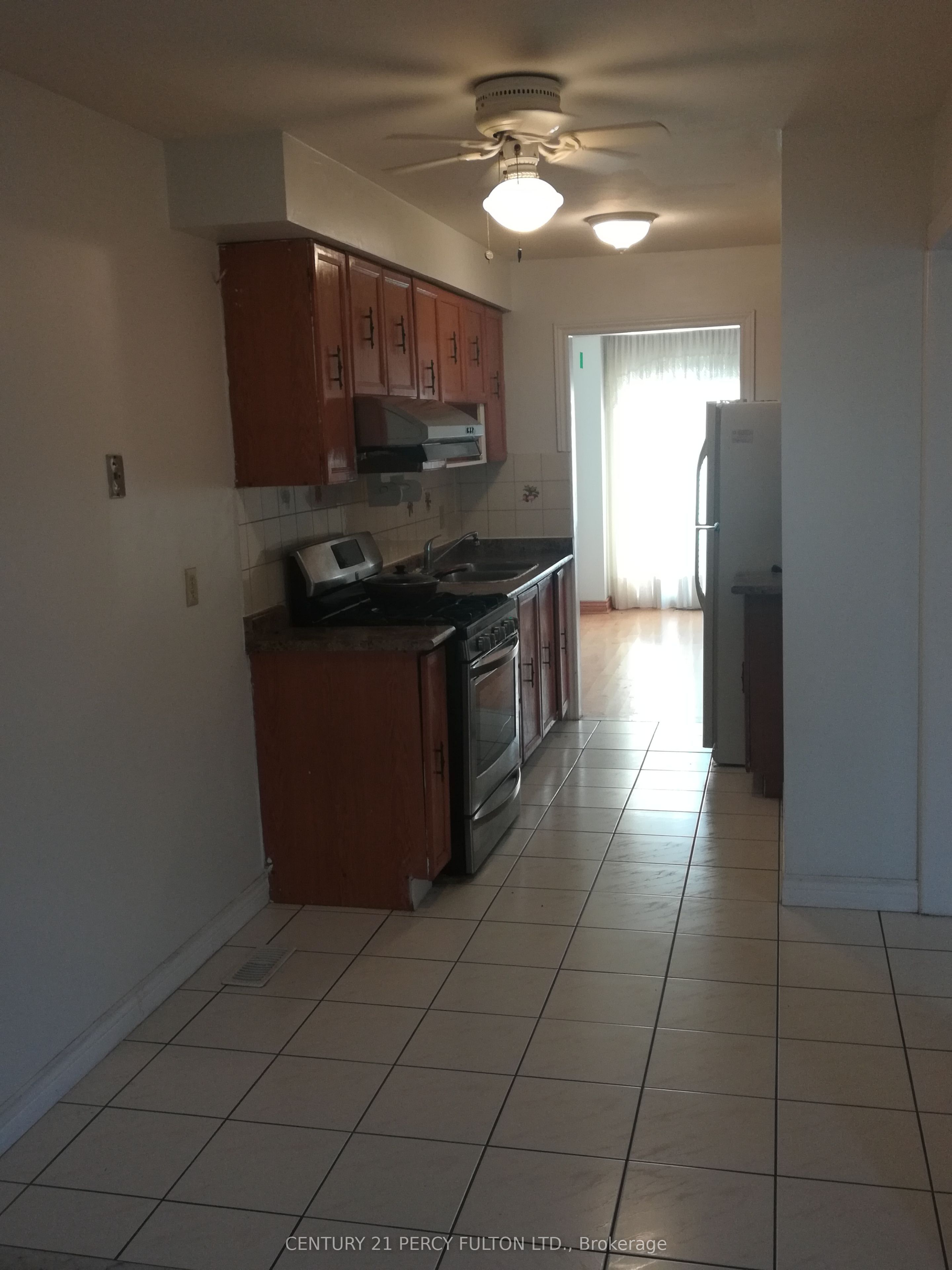 52 Danilack Court, Toronto, ON M1V 4L5 photo 4