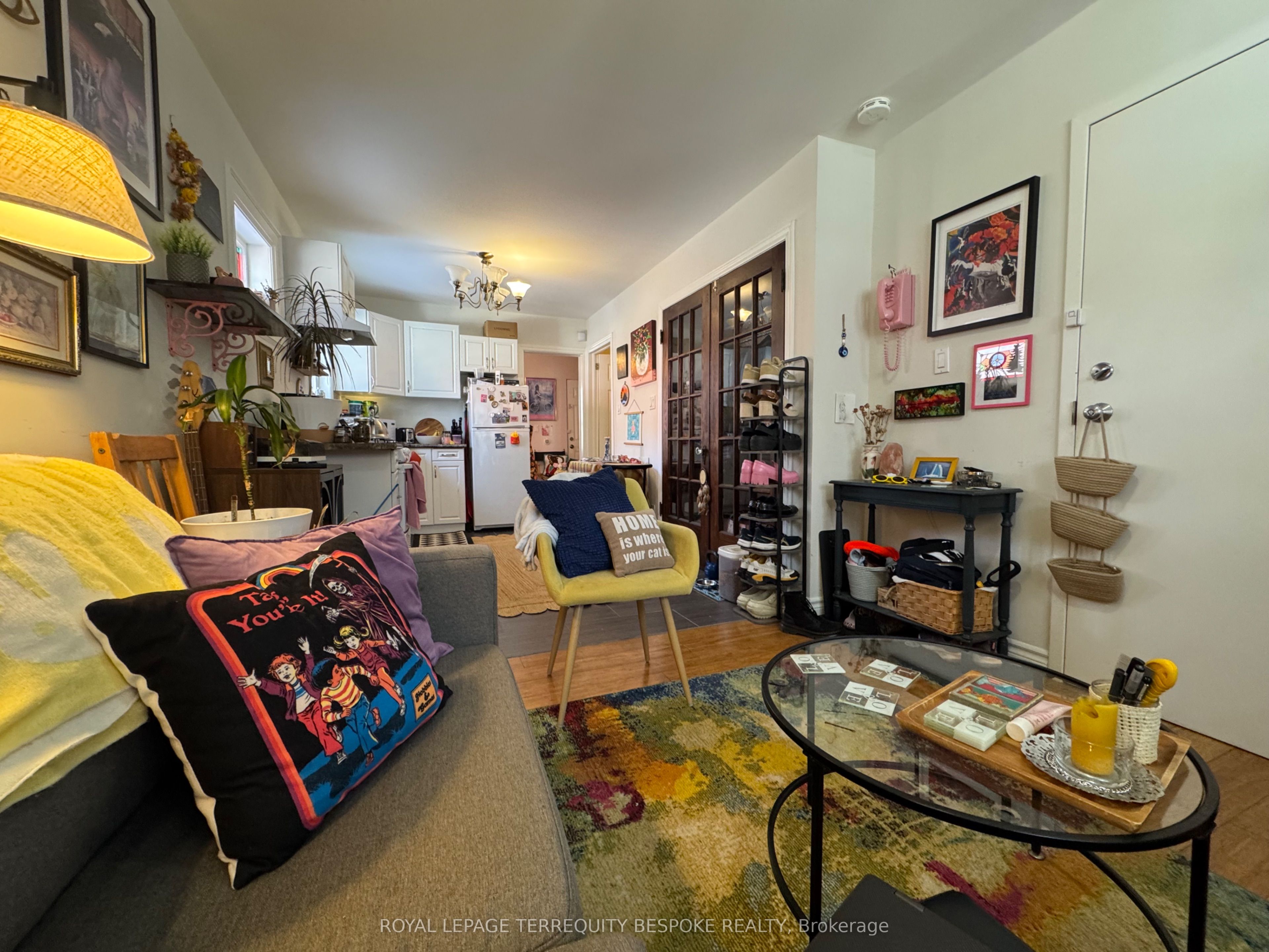 19 Lewis Street Main #2, Toronto, ON M4M 2H2 photo 3